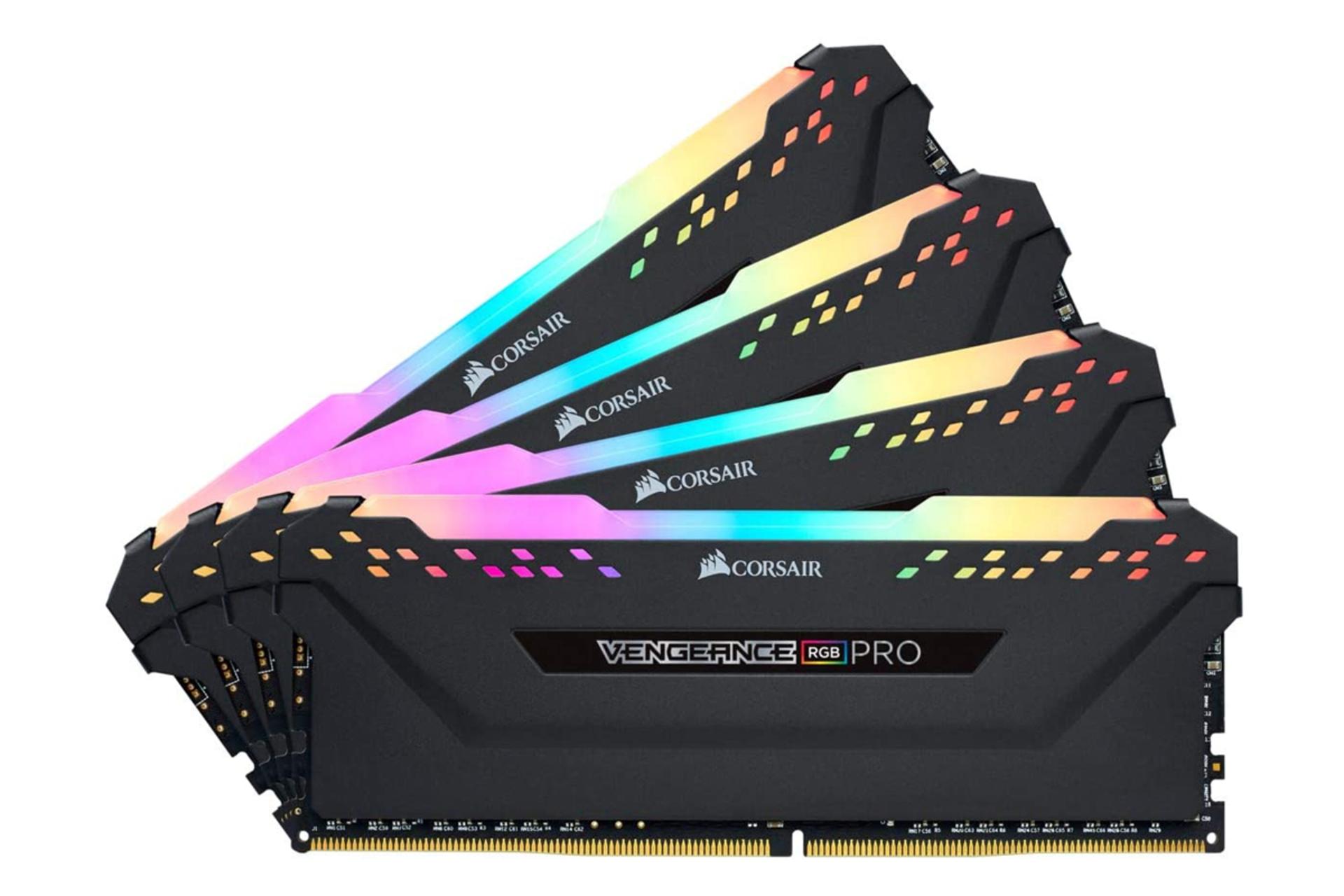 نمای جلو رم کورسیر VENGEANCE RGB PRO ظرفیت 32 گیگابایت (4x8) از نوع DDR4-3600