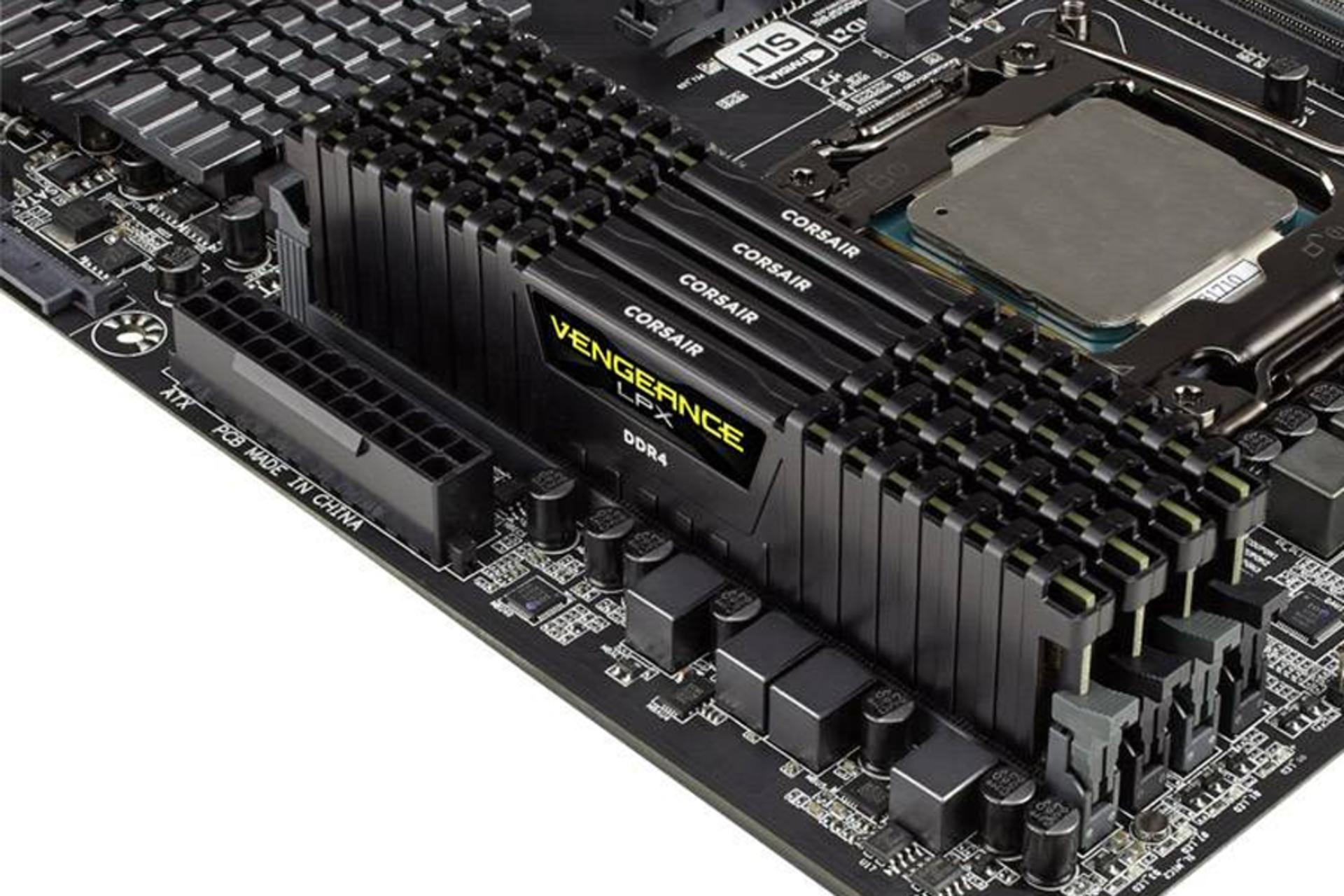 نمای بالا رم کورسیر VENGEANCE LPX ظرفیت 64 گیگابایت (4x16) از نوع DDR4-2400