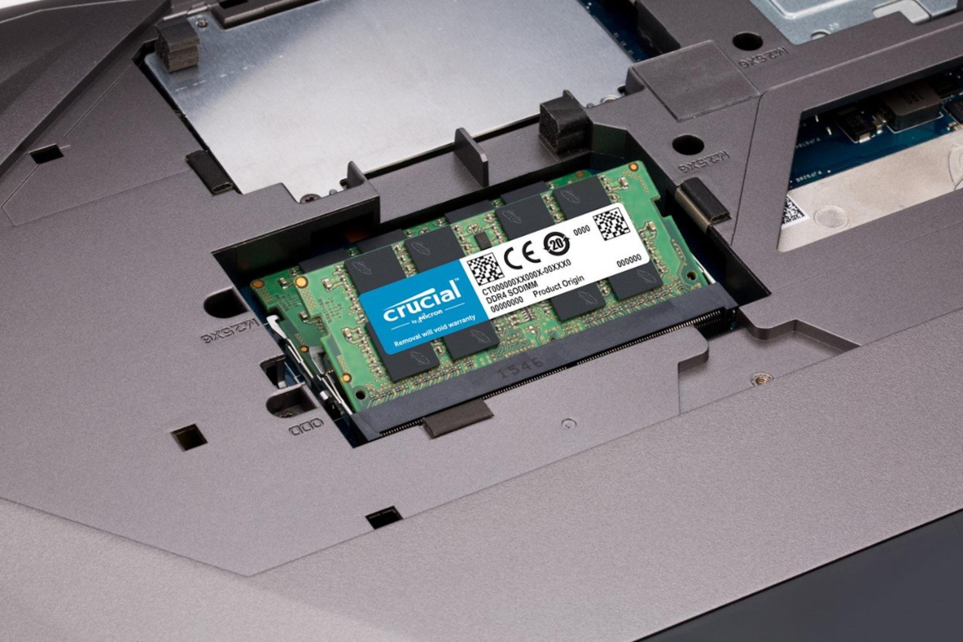 رم کروشیال Crucial CT8G4SFD8213 ظرفیت 8 گیگابایت از نوع DDR4-2133 داخل لپ تاپ