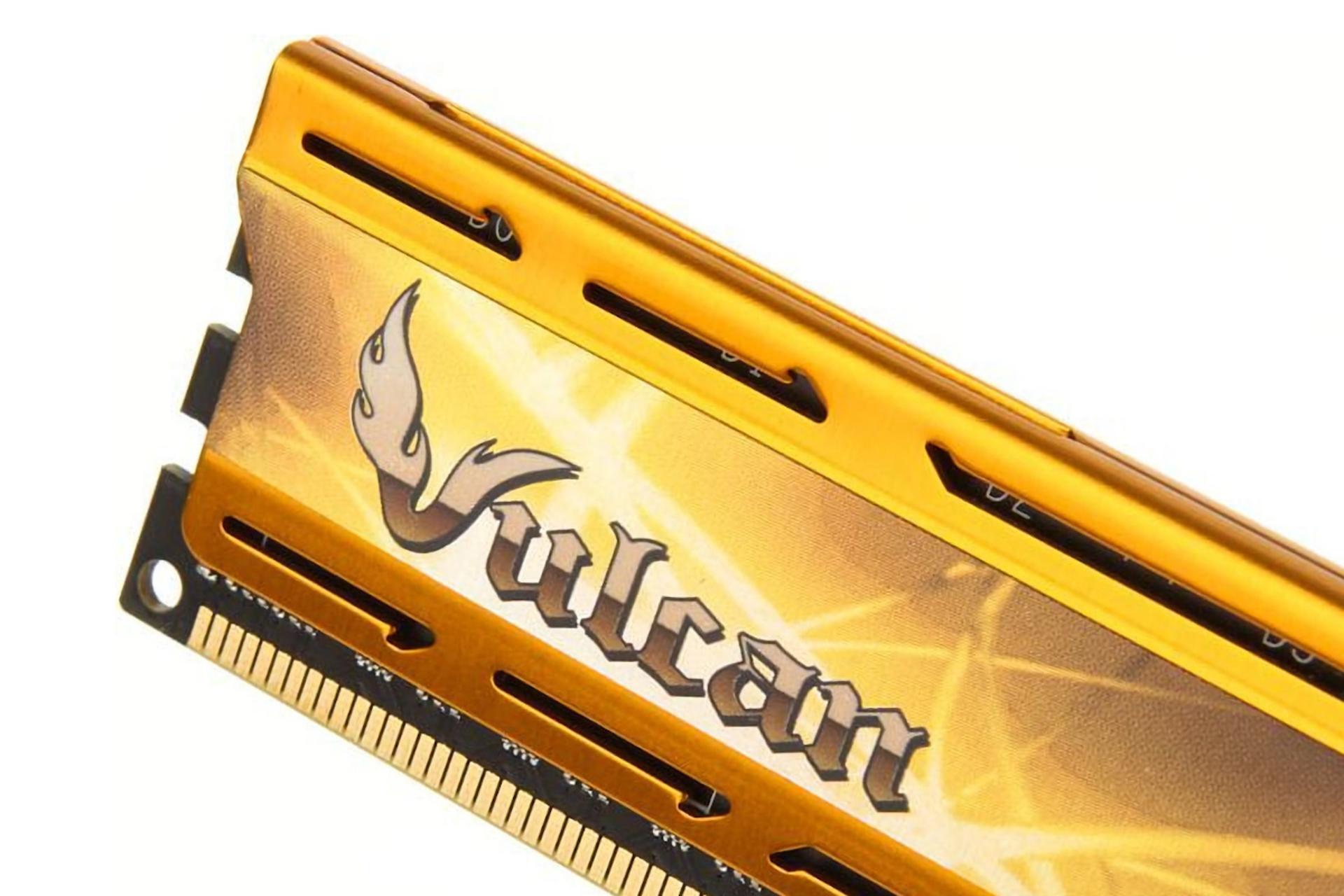 سمت چپ رم تیم گروپ TEAMGROUP VULCAN GOLD ظرفیت 4 گیگابایت از نوع DDR3-1600