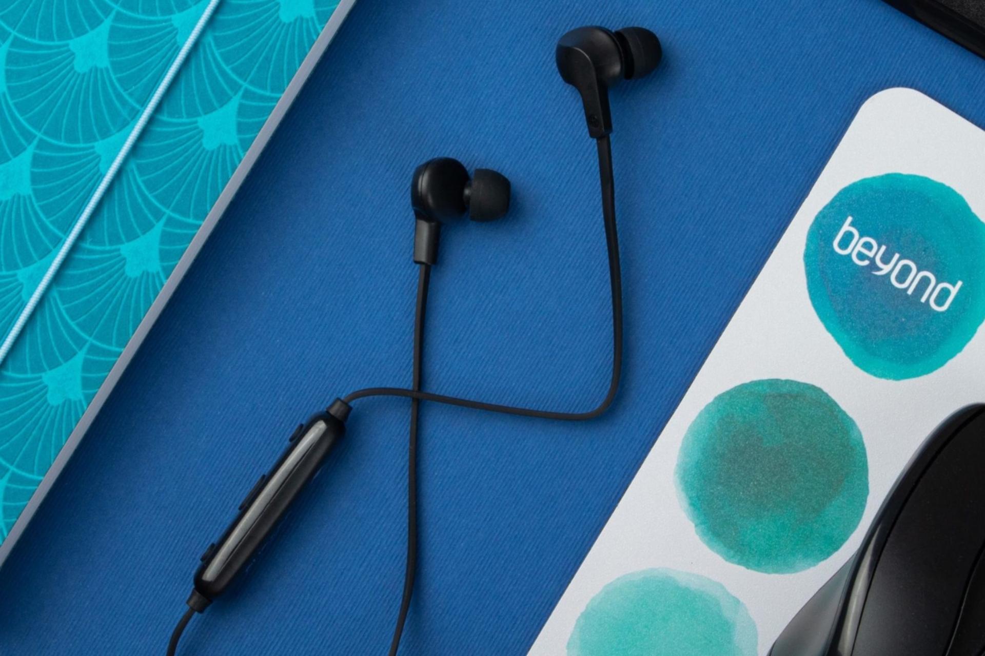 نمای بالا هدفون بی سیم بیاند Beyond BE-190BT