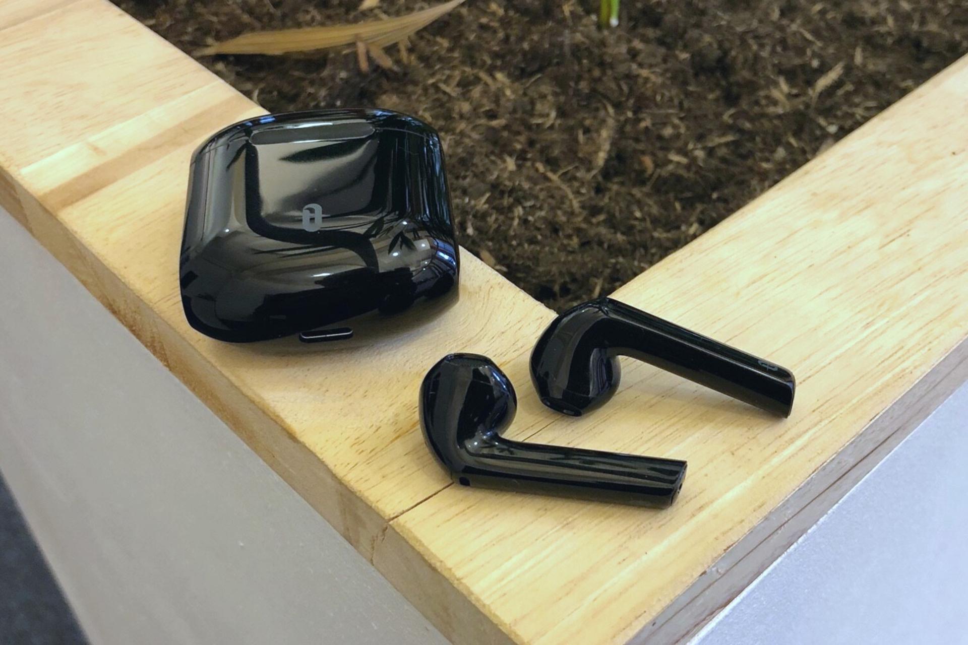 محفظه شارژ هدفون بی سیم تائوترونیکس TaoTronics SoundLiberty 95