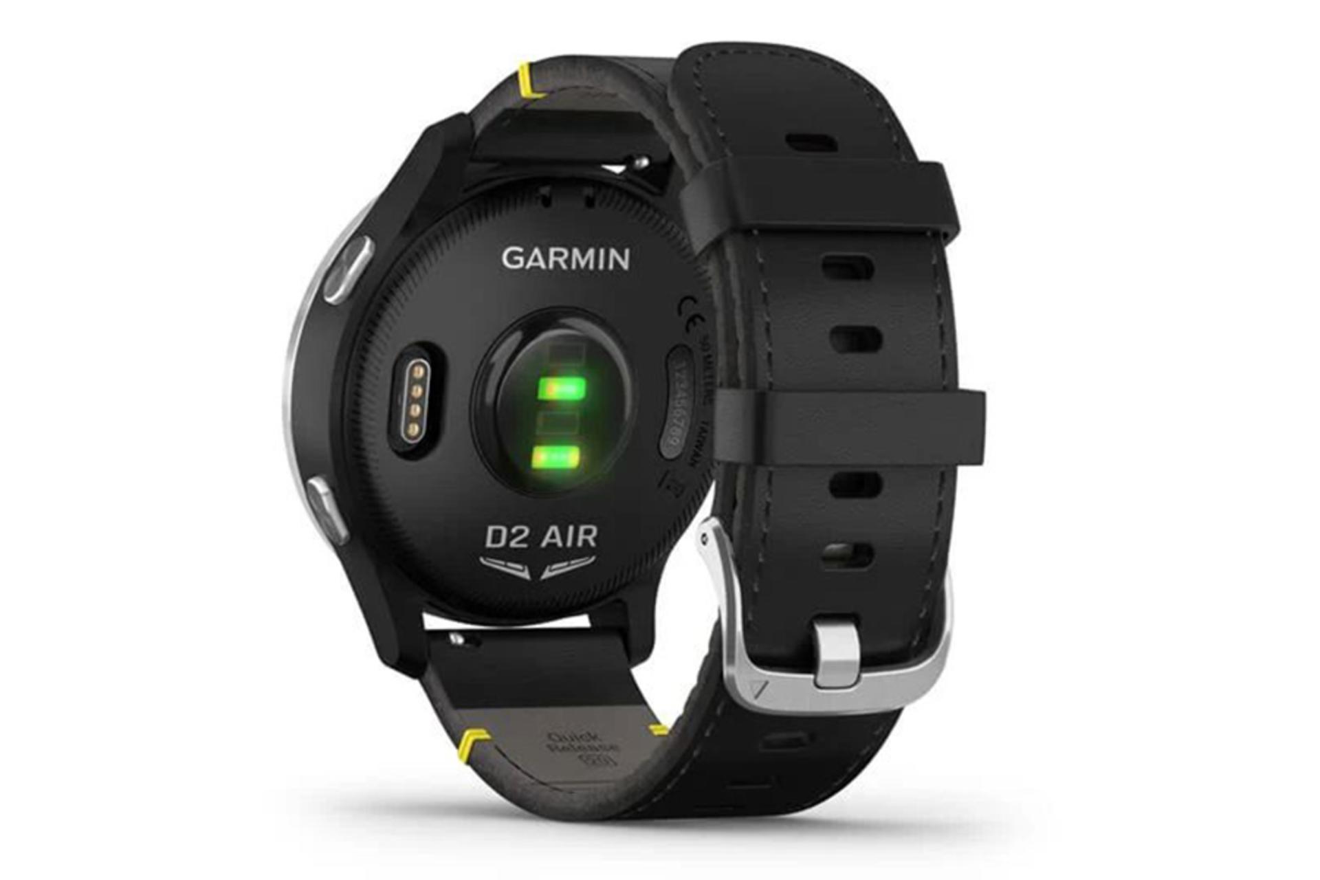 ساعت هوشمند گارمین d2 air از نمای پشت