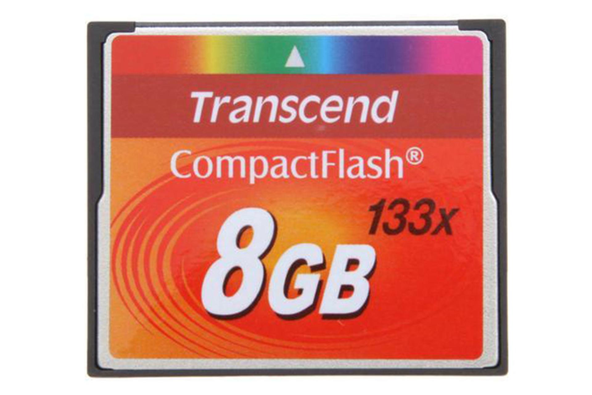 نمای روبرو کارت حافظه ترنسند CF 133 با ظرفیت 8 گیگابایت مدل TS8GCF133