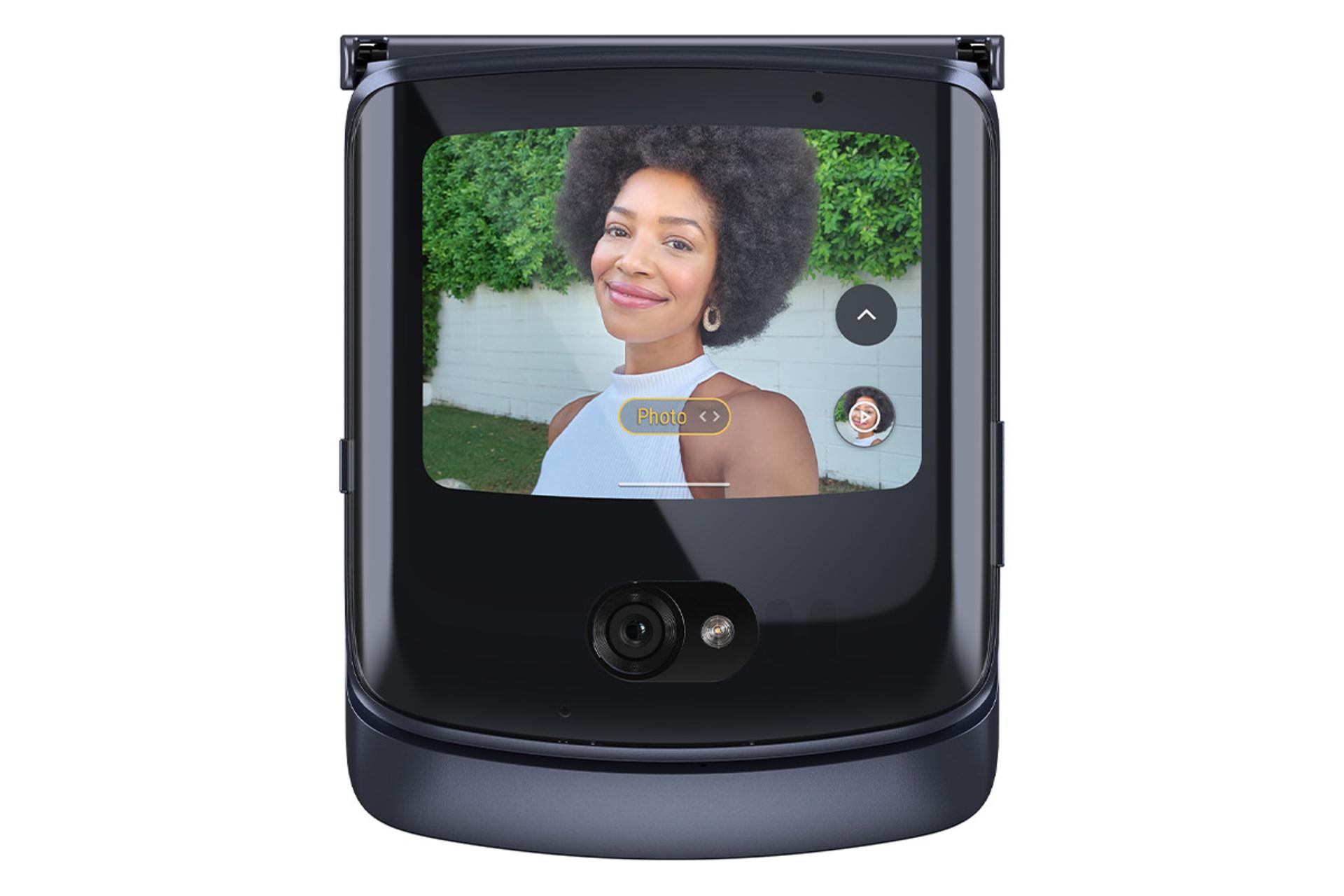 گوشی ریزر موتورولا نمای جلو - دوربین / Motorola Razr 5G