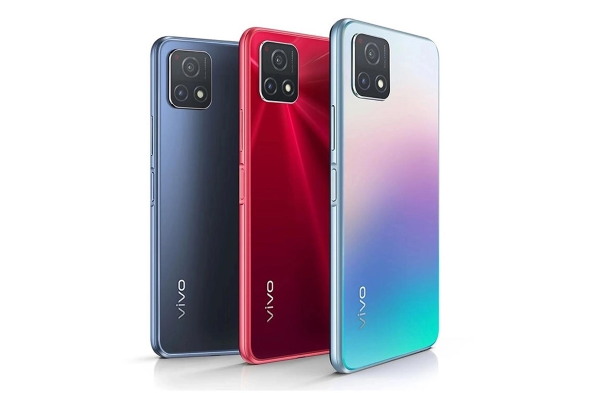 نمای پشت زاویه دار Y31s ویوو 5G رنگ قرمز، خاکستری و Aurora (اولین از سمت راست)