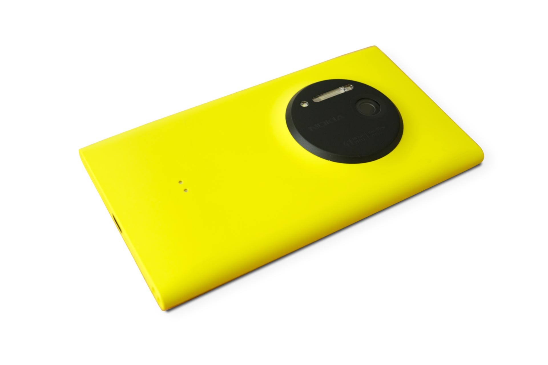 موبایل نوکیا لومیا 1020 زرد