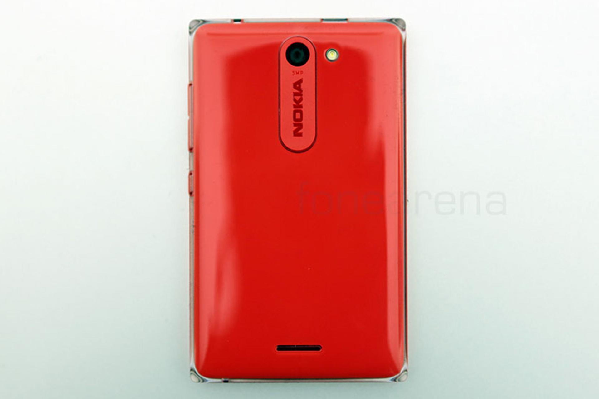 نمای پشت موبایل نوکیا آشا 502 دو سیم‌کارته