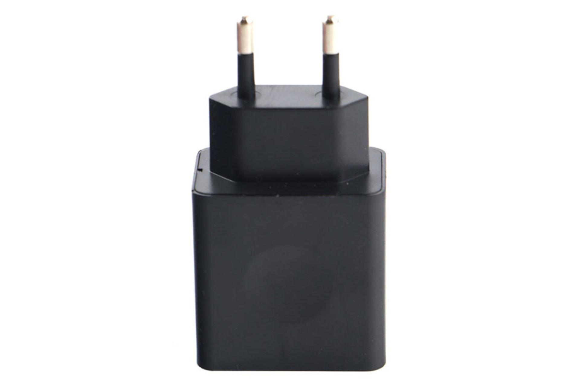 نمای روبرو شارژر لنوو P68AS