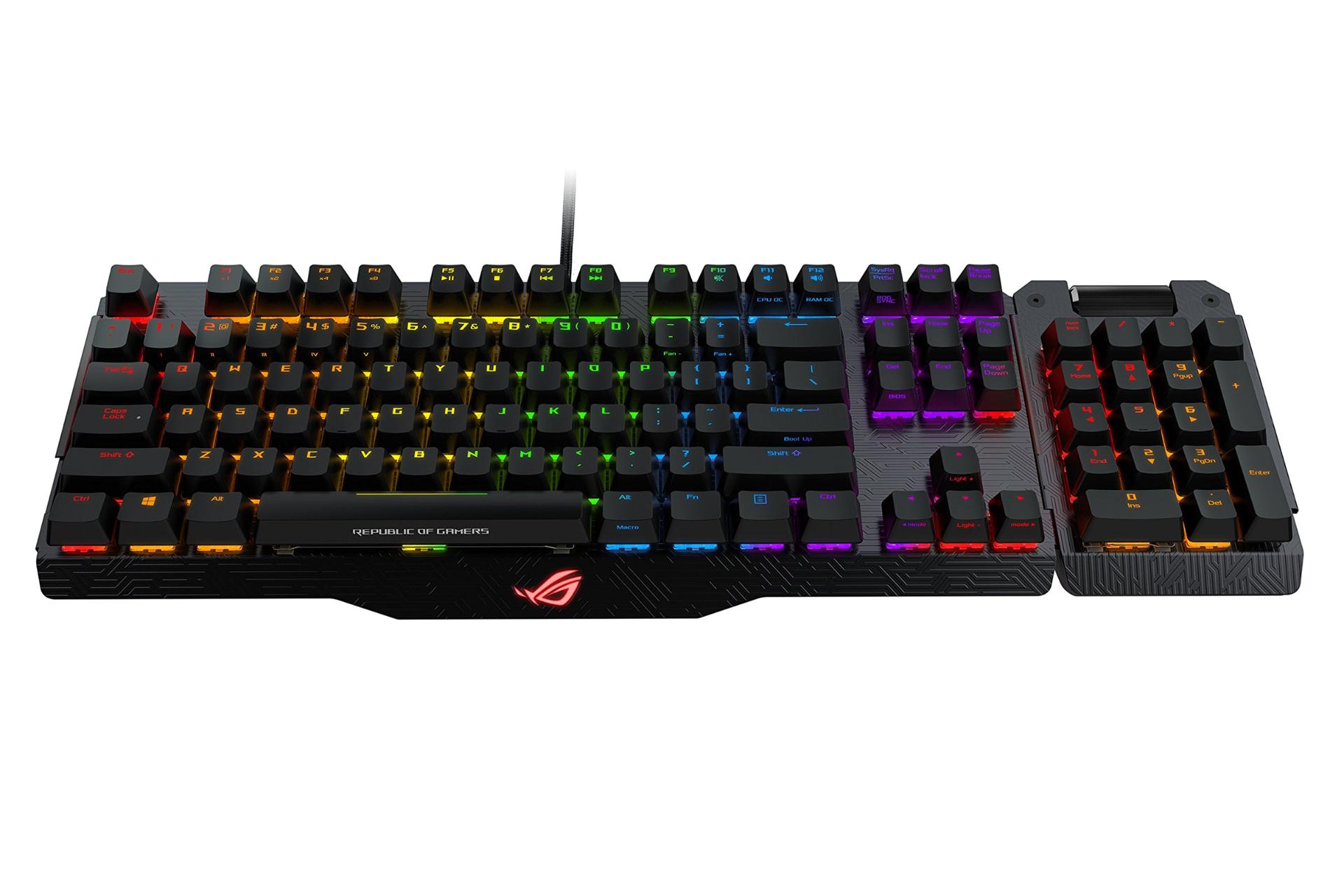 نمای پایین کیبورد ریزر راگ Claymore با نور RGB