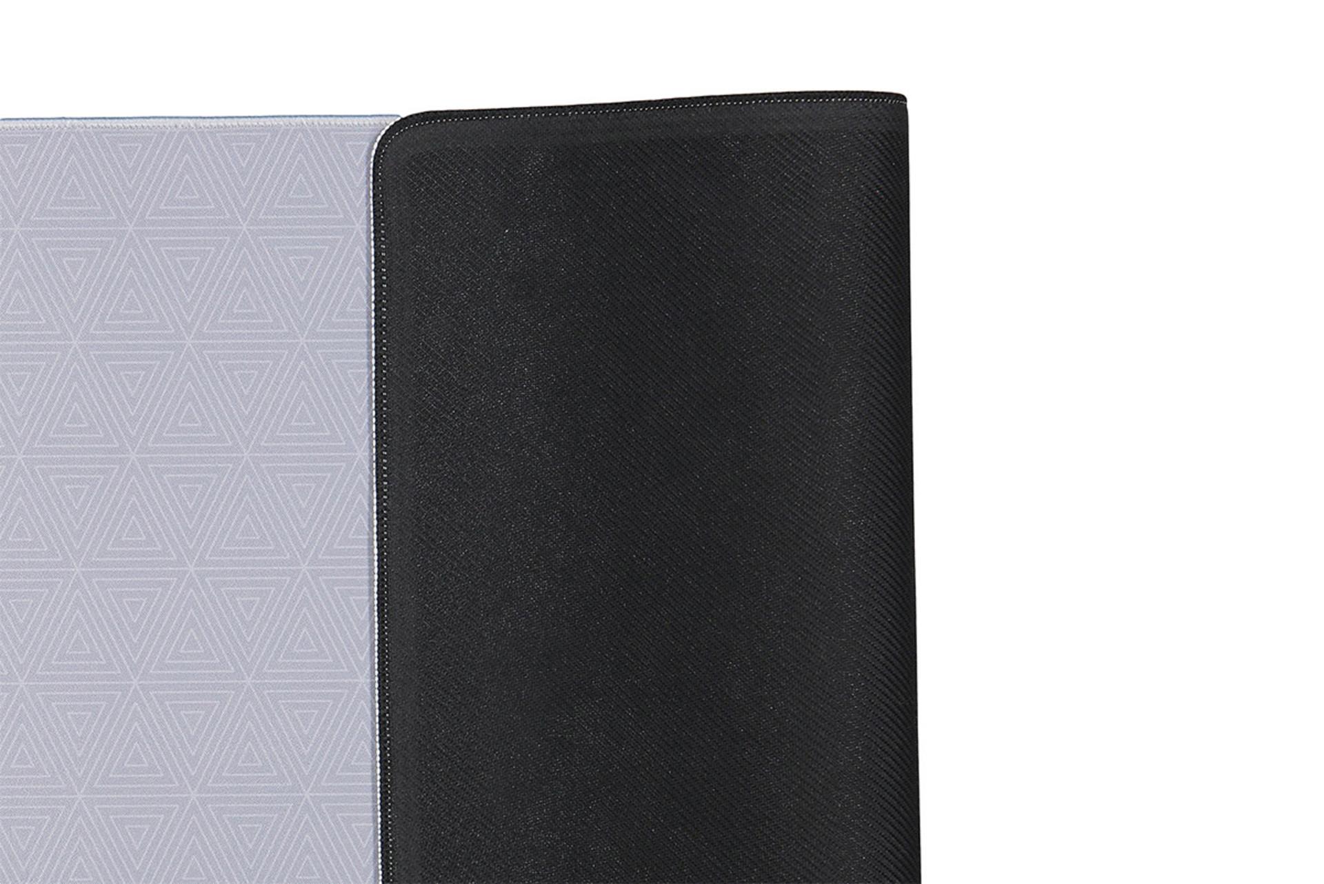 نمایش سطح زیر لاستیکی رنگ پلاتینیوم ماوس پد اسکپتر OPAL TITANIUM