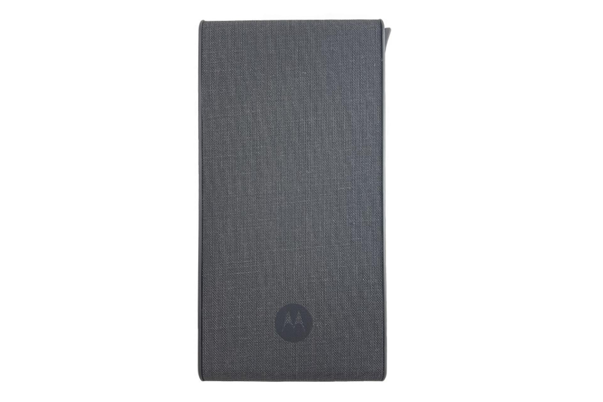 نمای روبرو پاور بانک موتورولا Power Pack Slim با ظرفیت 5100 میلی‌آمپر ساعت Motorola Power Pack Sli