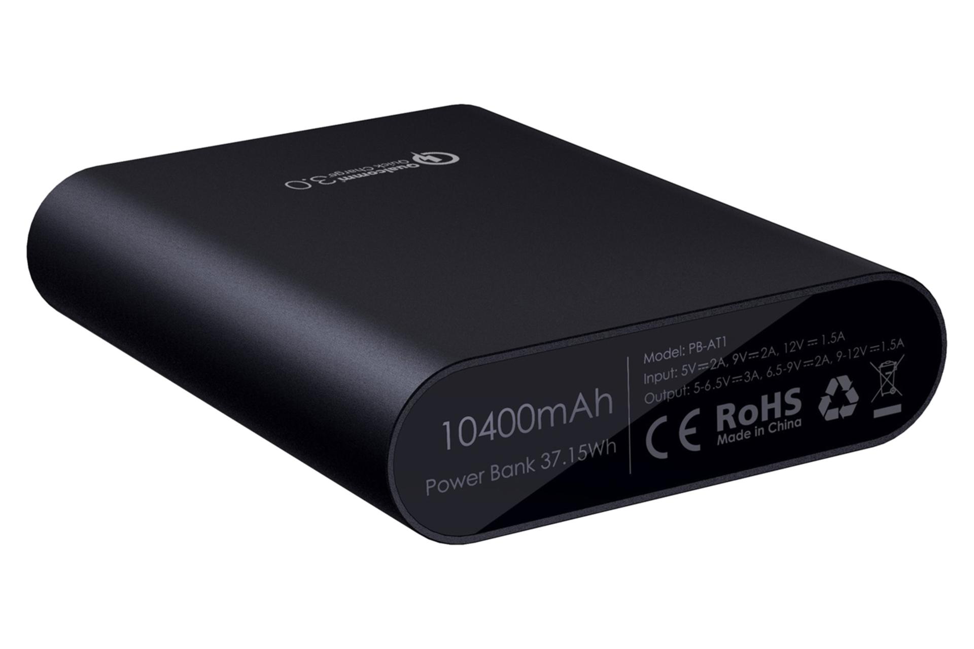 نمای پایین پاور بانک آکی PB-AT1 با ظرفیت 10400 میلی‌آمپر ساعت Aukey PB-AT1 10400mAh