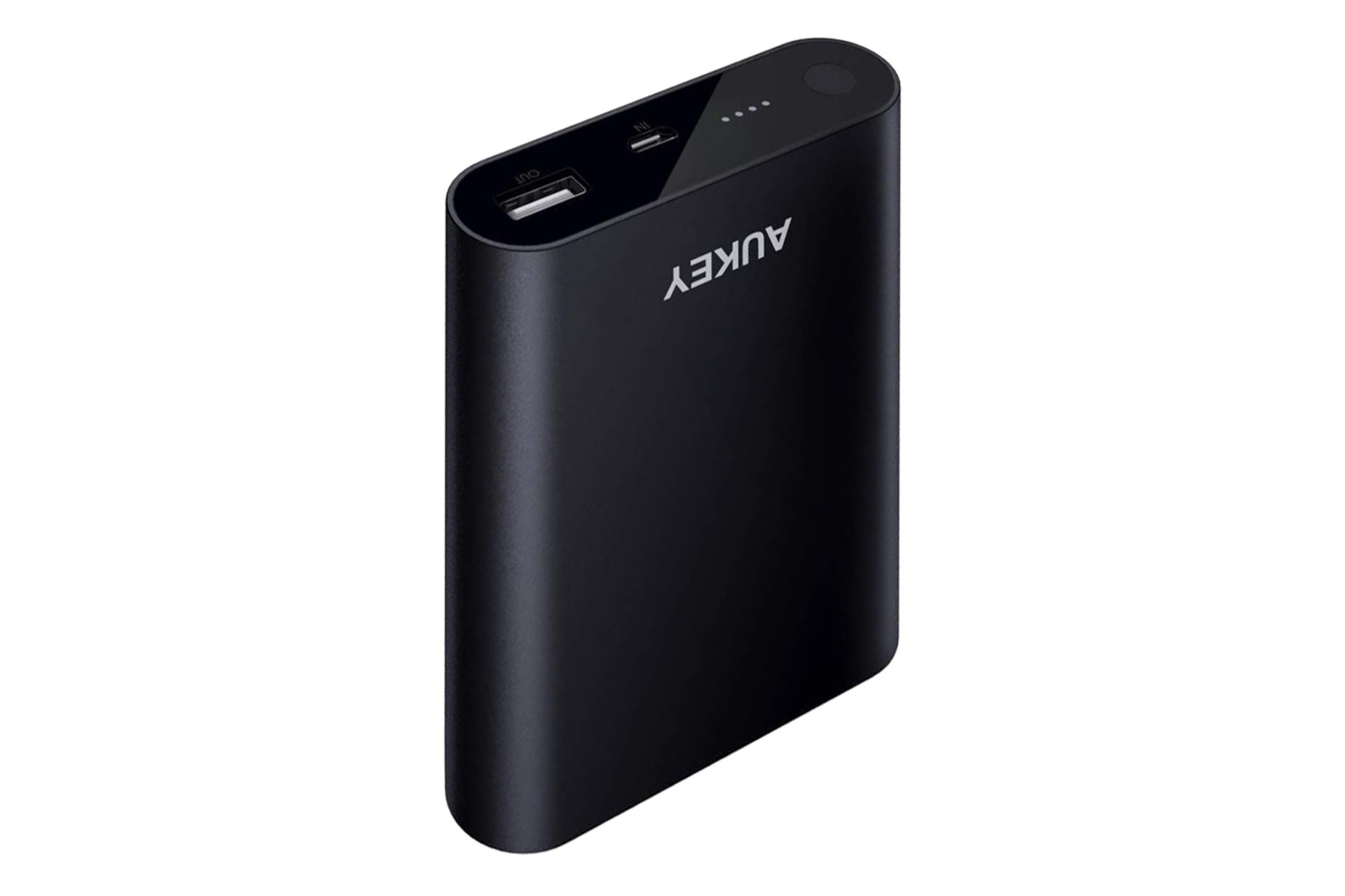 نمای بالا پاور بانک آکی PB-AT1 با ظرفیت 10400 میلی‌آمپر ساعت Aukey PB-AT1 10400mAh