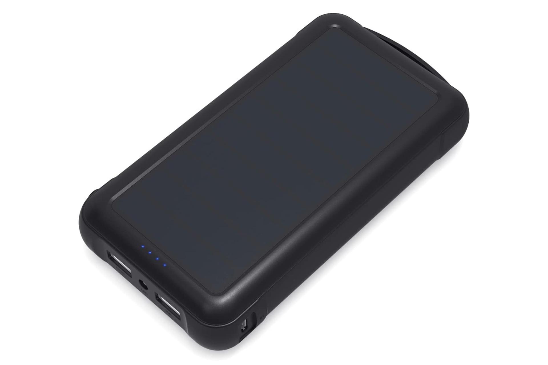 نمای بالا پاور بانک آکی Solar PB-P17 با ظرفیت 20000 میلی‌آمپر ساعت Aukey Solar PB-P17 20000mAh