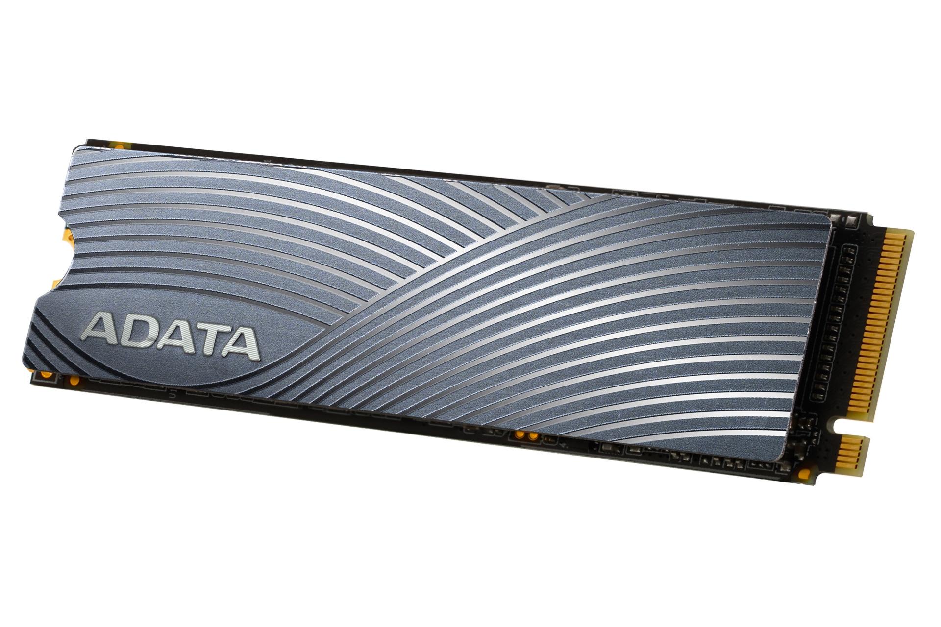 نمای راست SSD ای دیتا ADATA Swordfish NVMe M.2