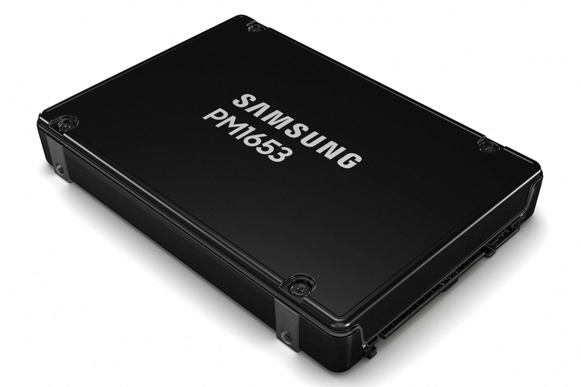 نمای جانبی SSD سامسونگ PM1653 SAS 2.5 Inch