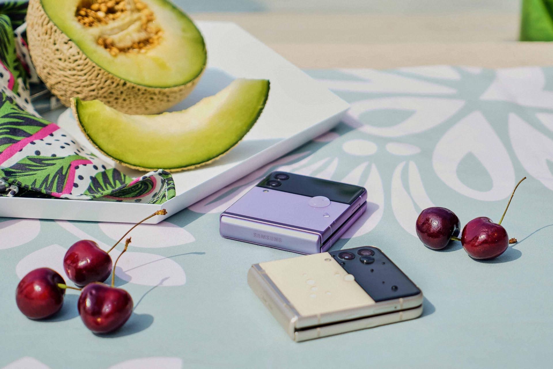 پنل پشت گوشی موبایل گلکسی زد فلیپ 3 سامسونگ / Samsung Galaxy Z Flip 3