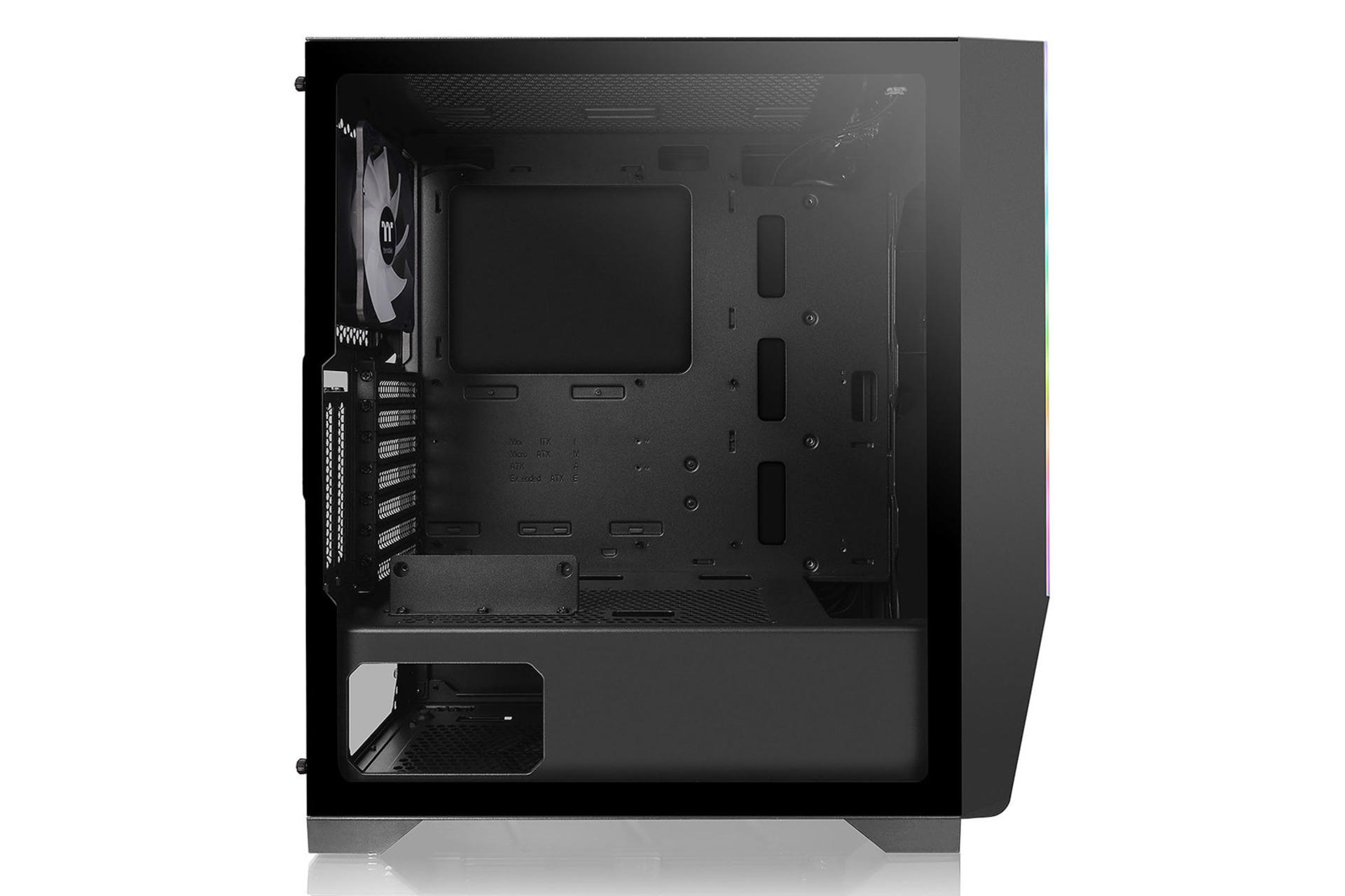 نمای داخل سمت چپ کیس کامپیوتر ترمالتیک H550 TG ARGB