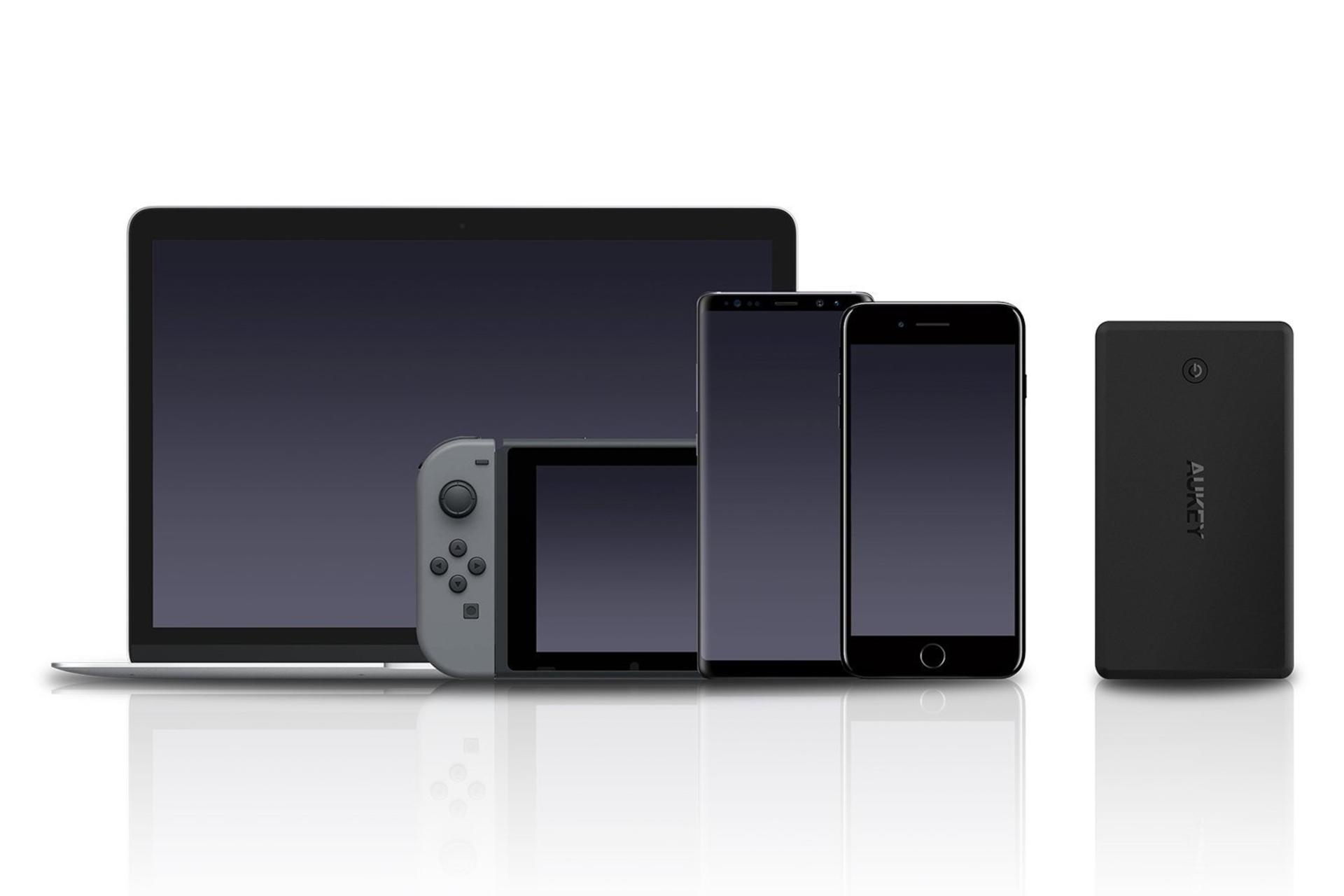 اندازه پاور بانک آکی PB-Y7 با ظرفیت 30000 میلی‌آمپر ساعت Aukey Sprint Ultra PB-Y7 30000mAh