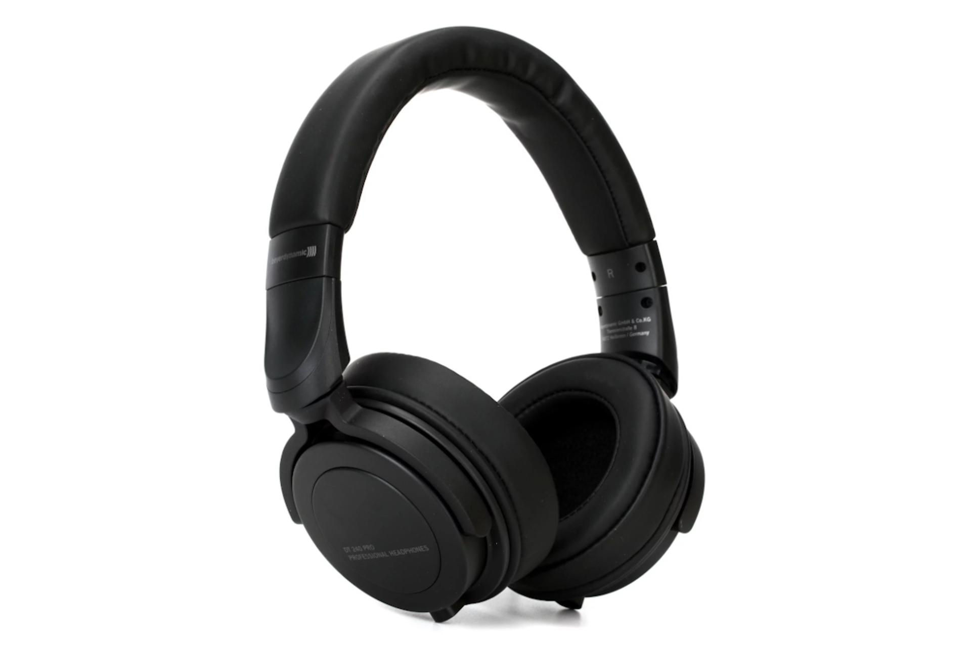 هدفون بیرداینامیک Beyerdynamic DT 240 PRO