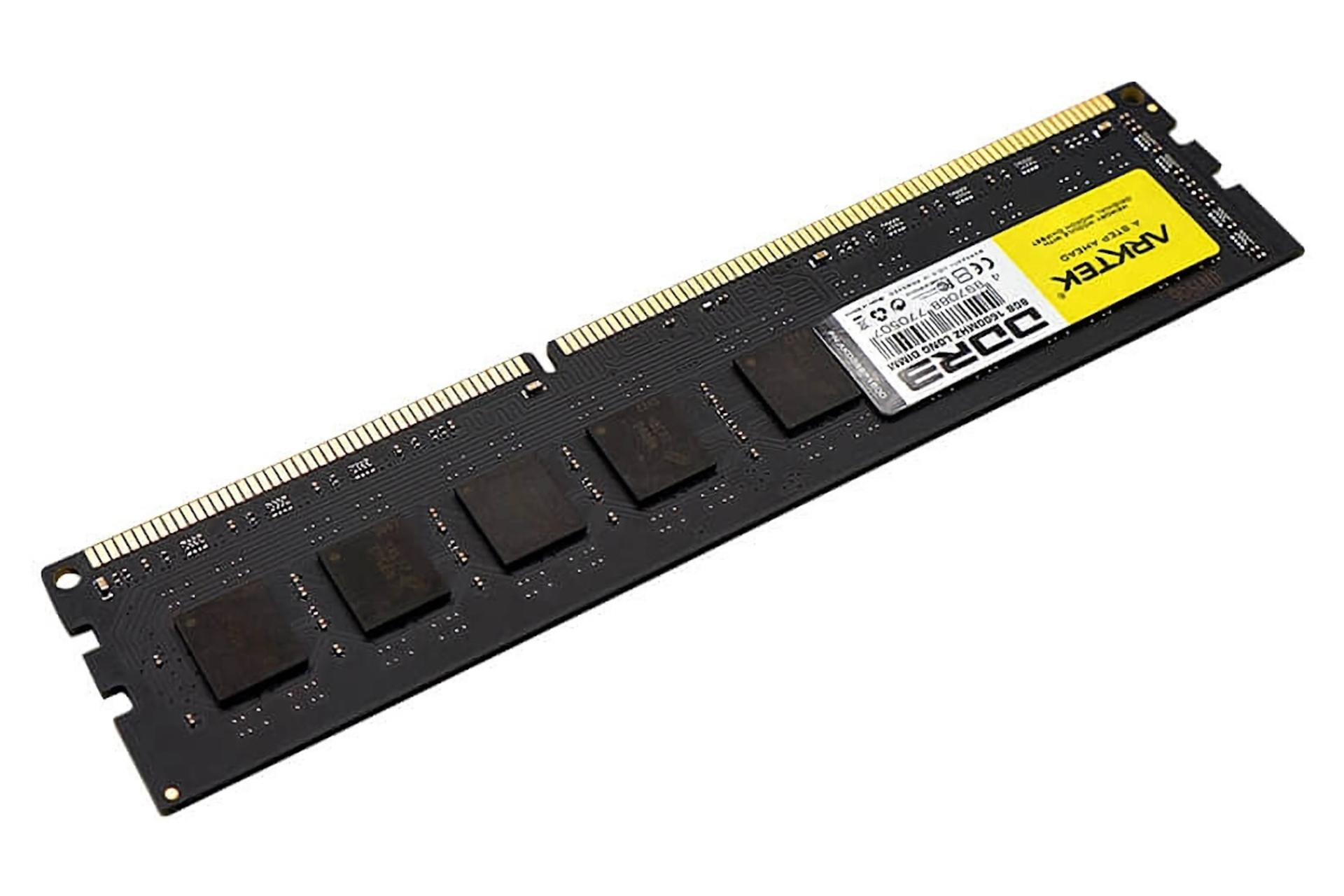 نمای کناری  رم آرکتک UDIMM ظرفیت 8 گیگابایت از نوع 