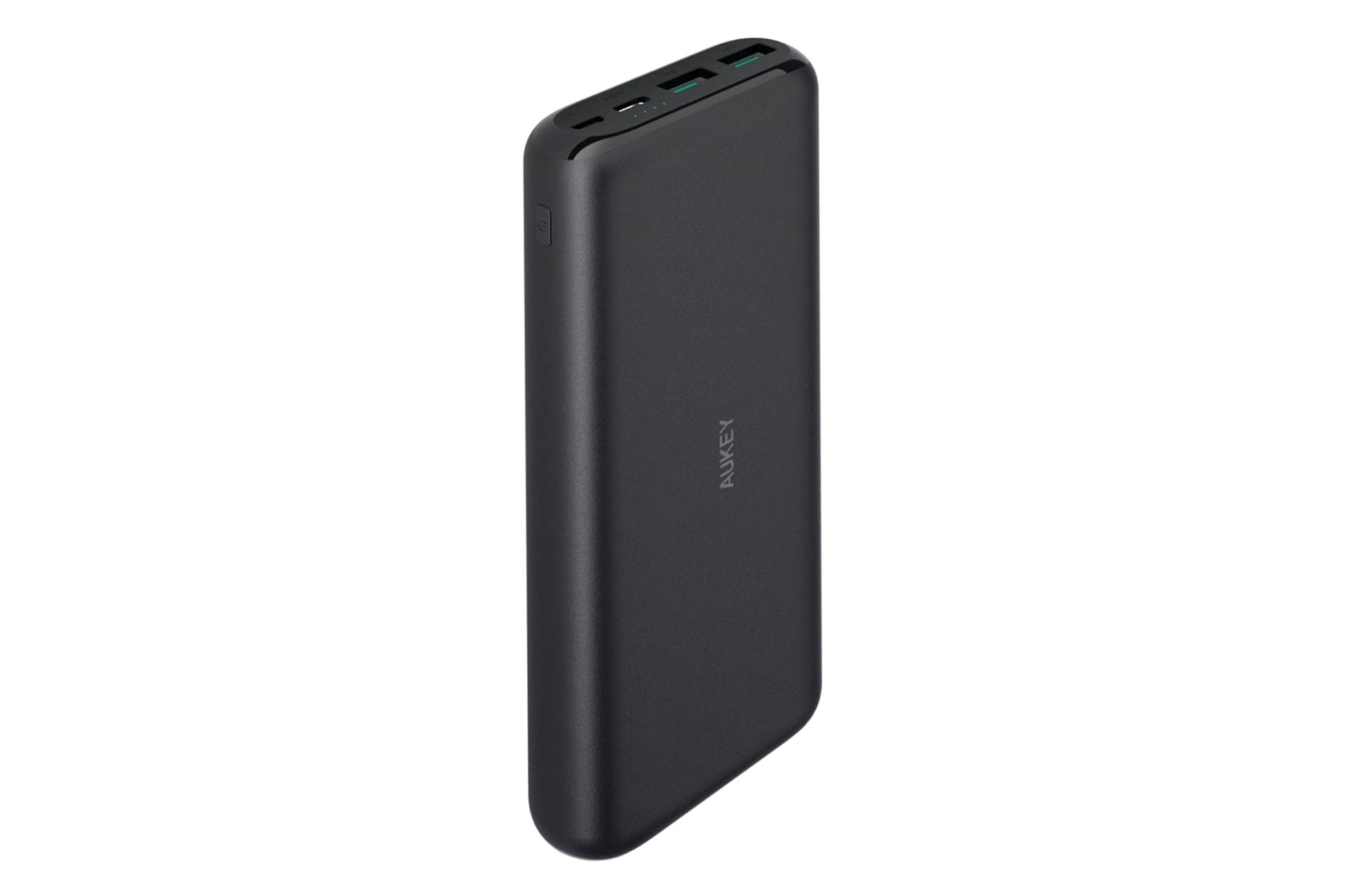 نمای روبرو پاور بانک آکی PB-XN20 با ظرفیت 20000 میلی‌آمپر ساعت Aukey PB-XN20 20000mAh مشکی