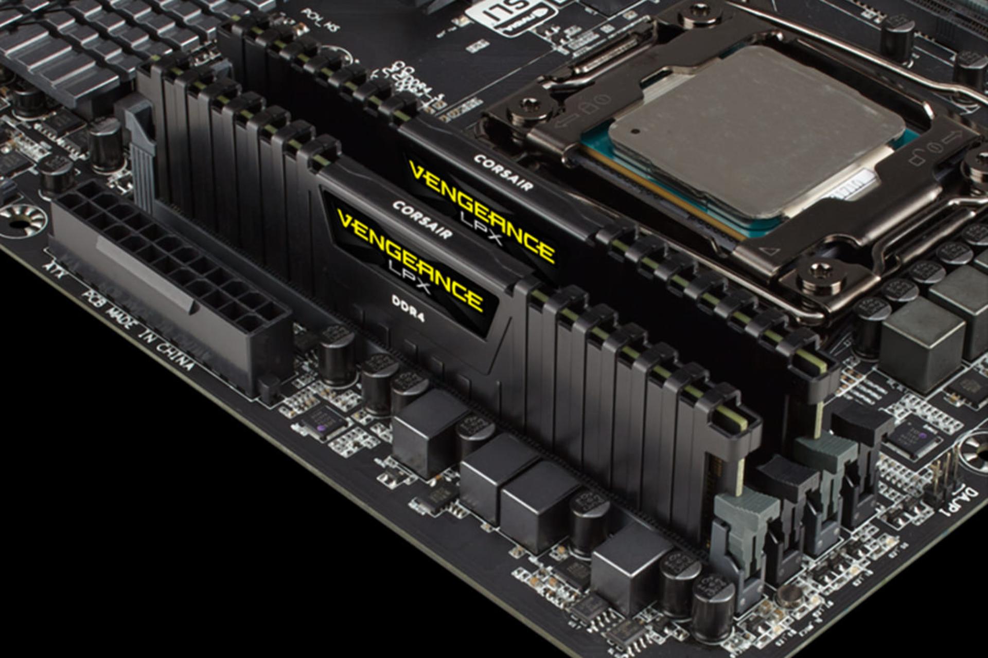 Corsair VENGEANCE LPX ظرفیت 16 گیگابایت از نوع DDR4-3000 نمای جانبی3