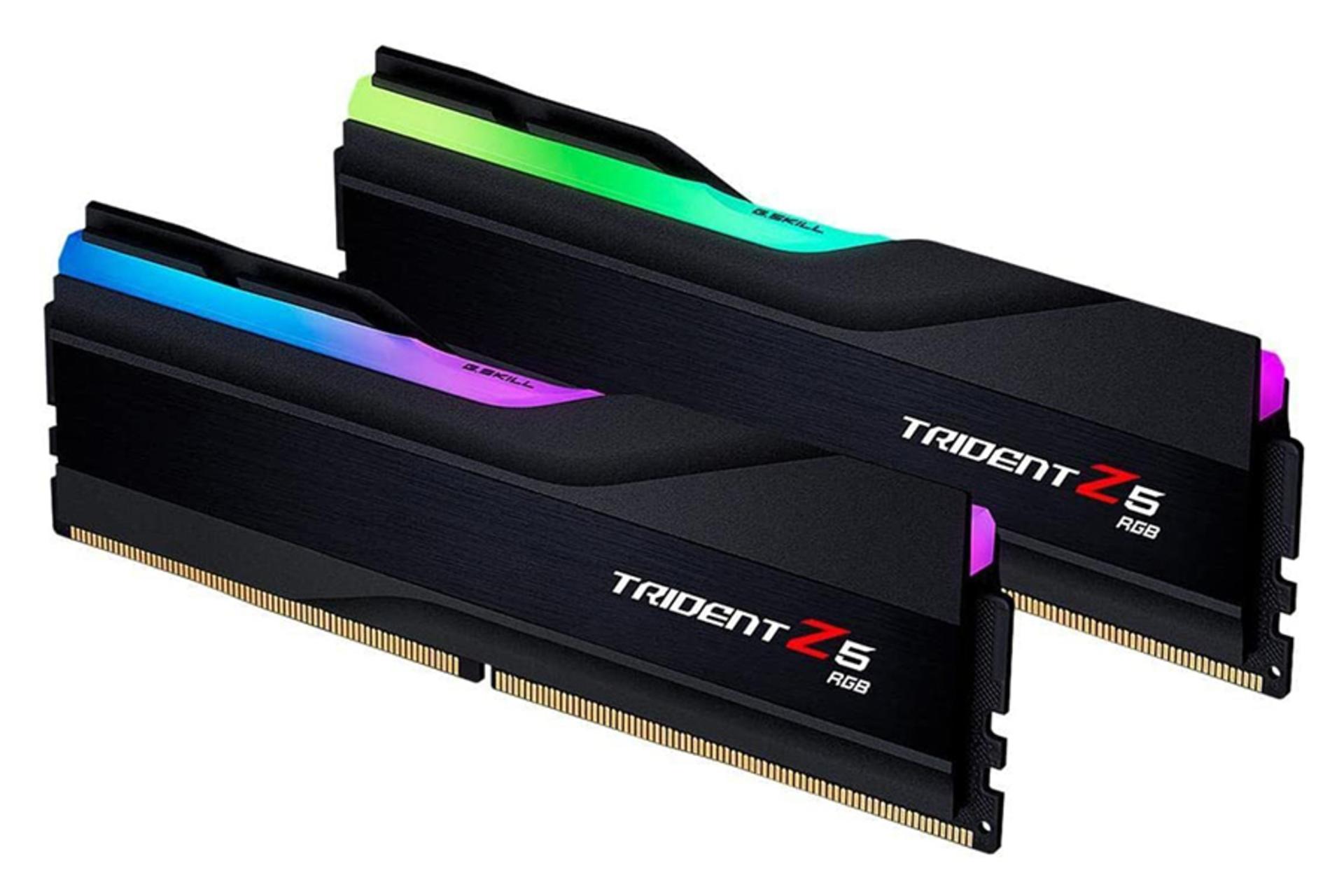 نمای جلو از سمت راست رم جی اسکیل Trident Z5 RGB ظرفیت 64 گیگابایت (2x32) از نوع DDR5-6000 CL30