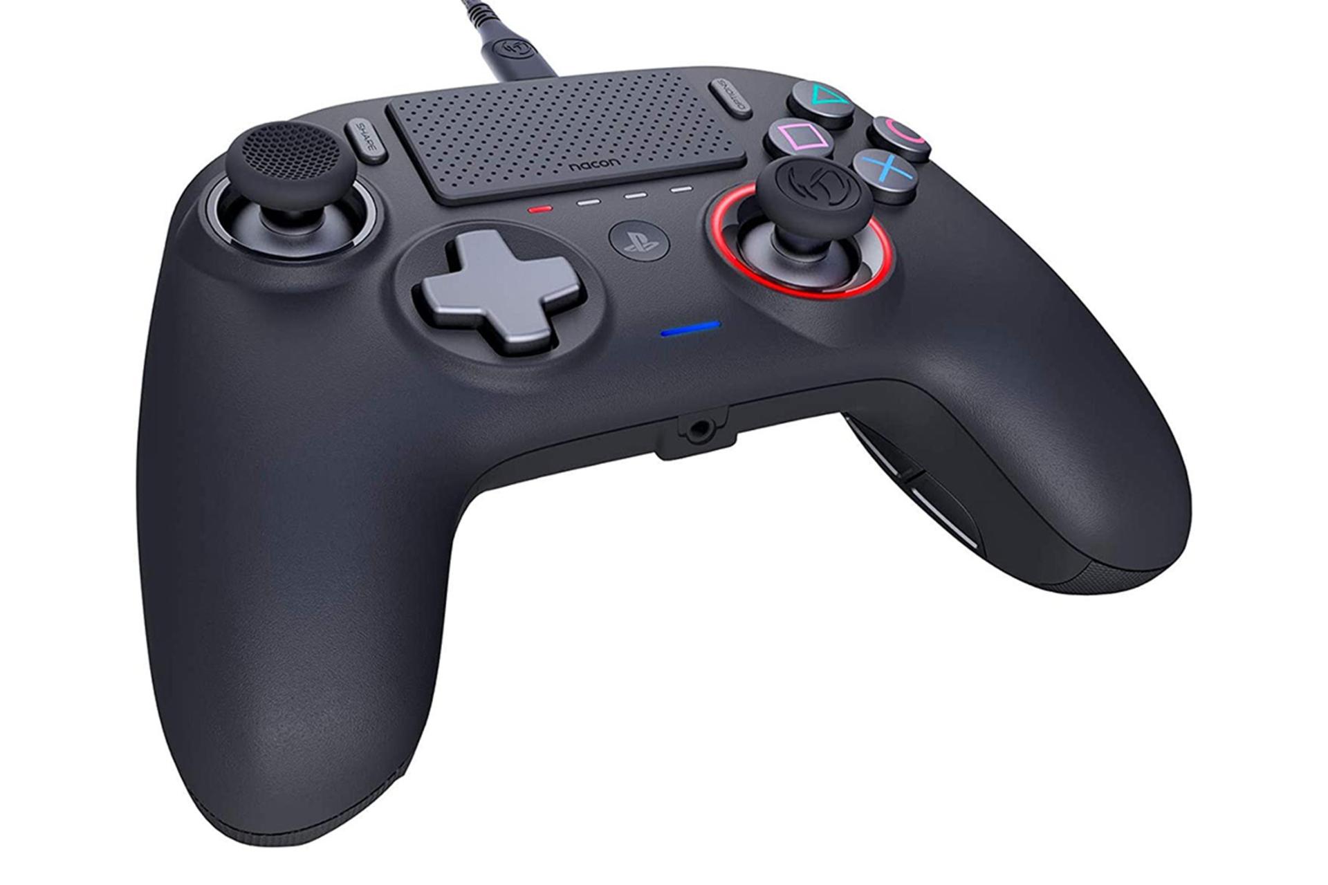 نمای نیم رخ جلو و پایین دسته بازی ناکن Revolution پرو کنترلر 3