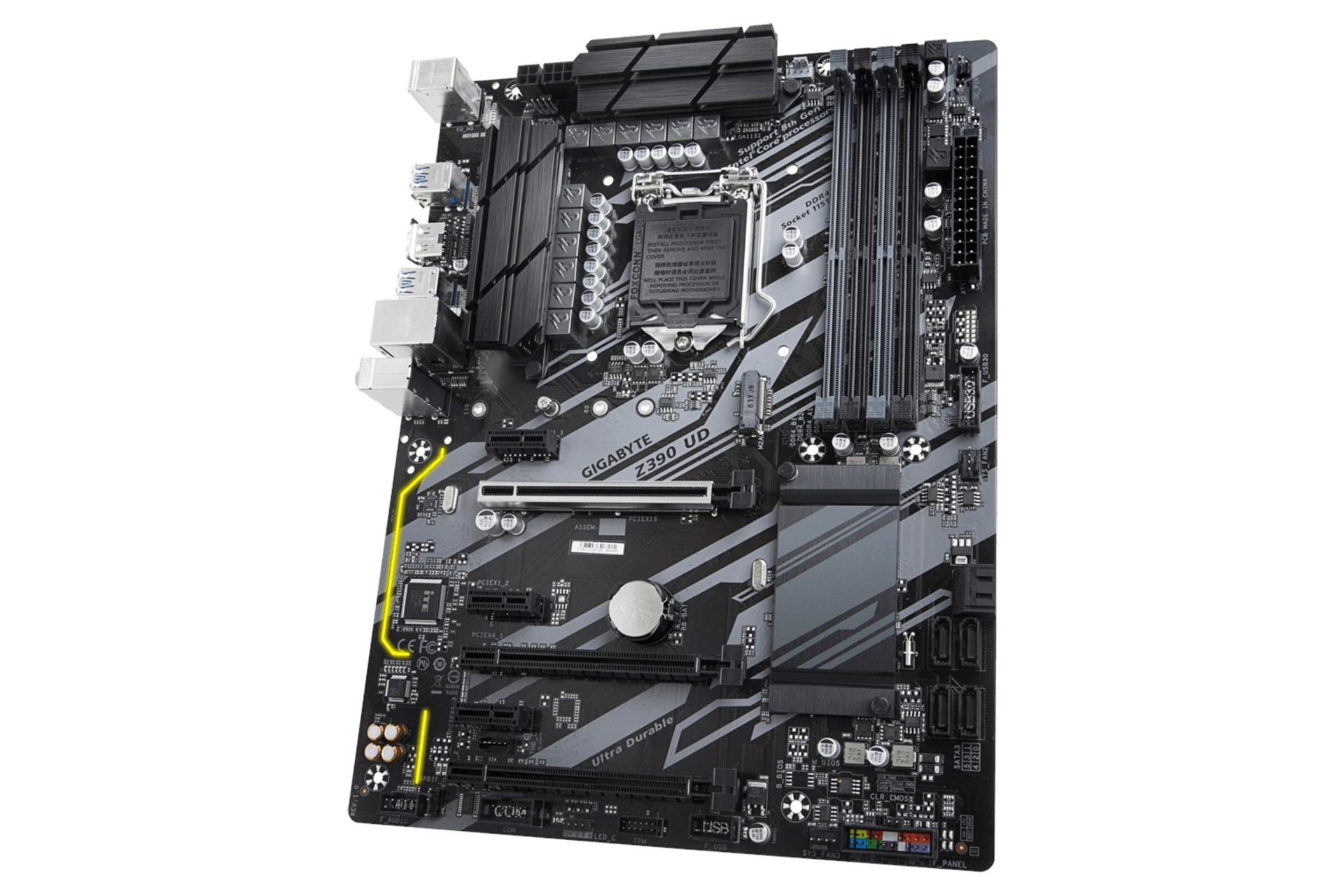 نمای راست مادربرد گیگابایت GIGABYTE Z390 UD (rev. 1.0)