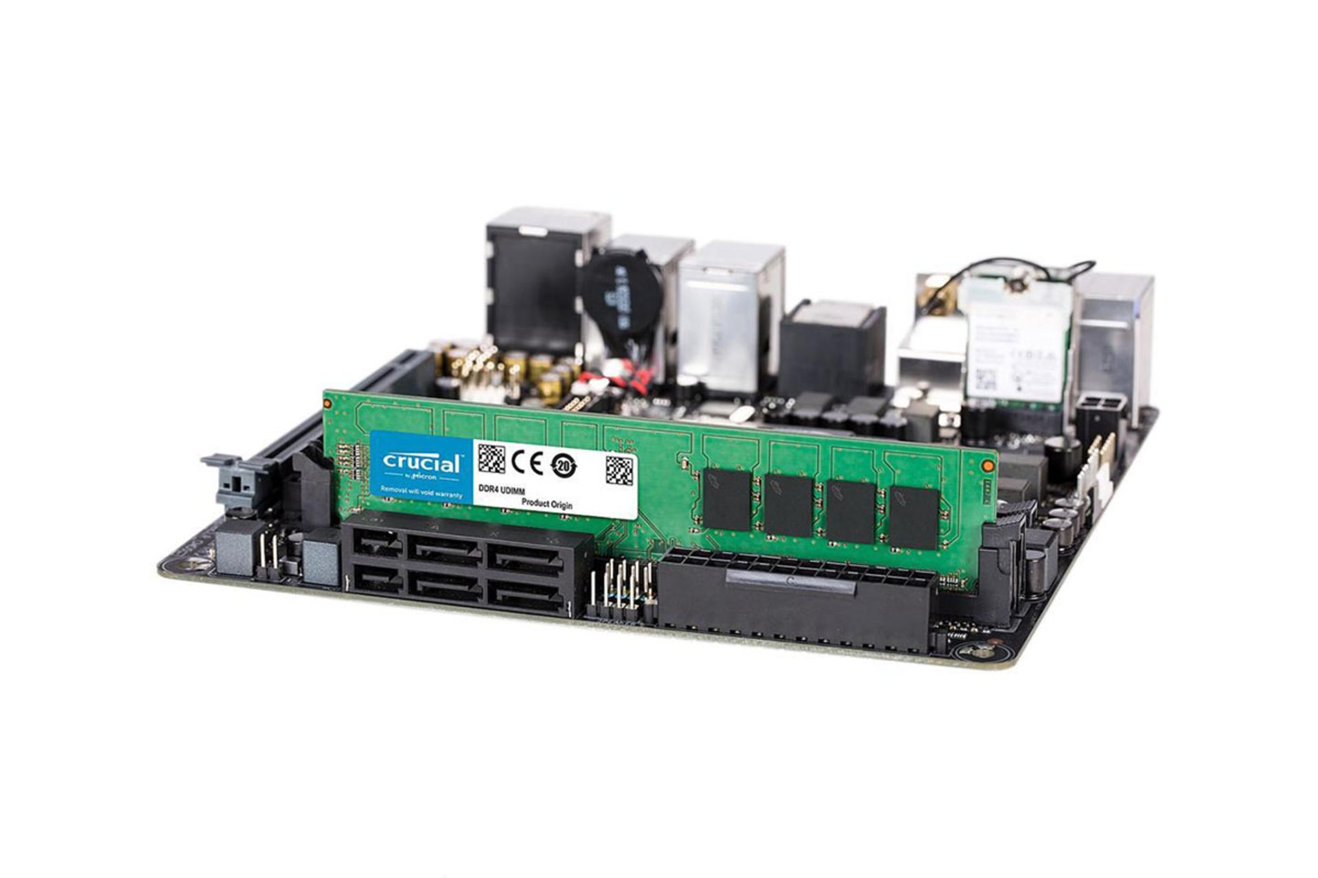 مرجع متخصصين ايران رم كروشيال CT16G4DFD8266 ظرفيت 16 گيگابايت از نوع DDR4-2666 نصب شده روي مادربرد