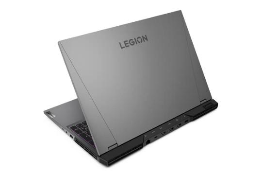 لپ تاپ لنوو لیژن 5 پرو از نمای پشت رنگ سیلور