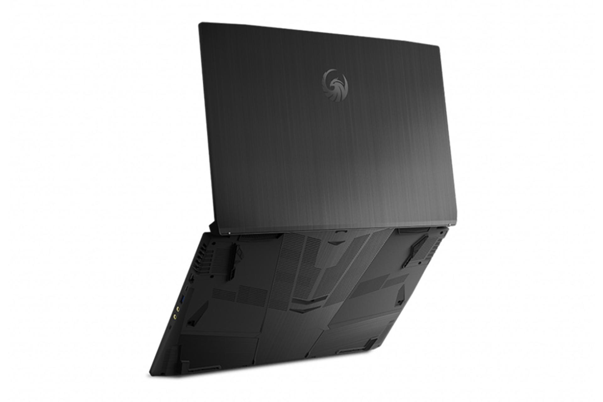 لپ تاپ ام اس آی Bravo 17 از نمای پشت