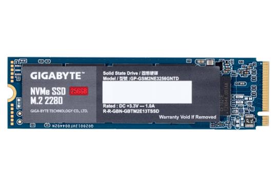 نمای روبرو SSD گیگابایت NVMe M.2 ظرفیت 256 گیگابایت