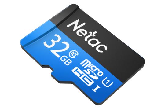 نمای راست کارت حافظه نتاک microSDXC ظرفیت 32 گیگابایت