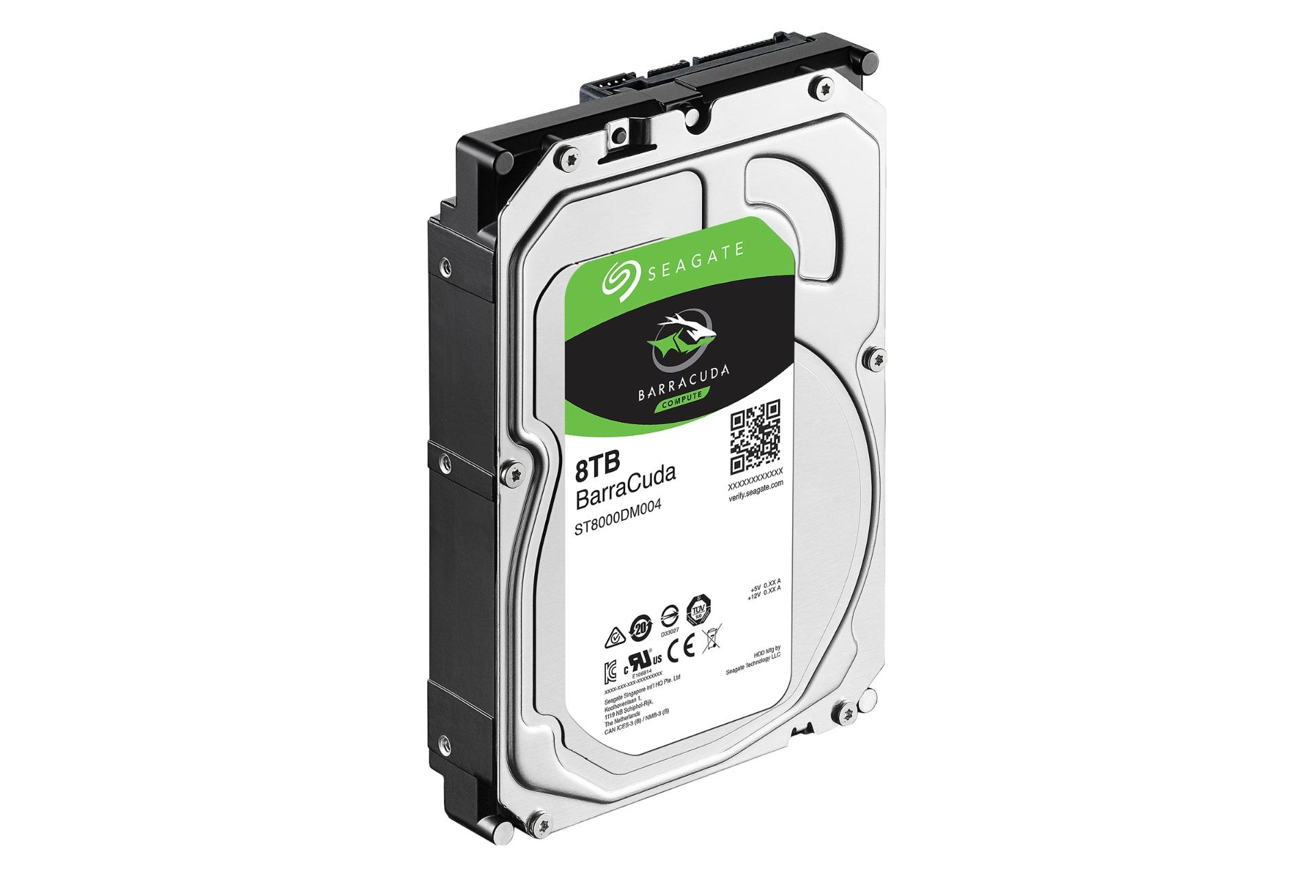 نمای چپ هارد دیسک سیگیت Seagate BarraCuda ST8000DM004 3.5 Inch 8TB ظرفیت 8 ترابایت