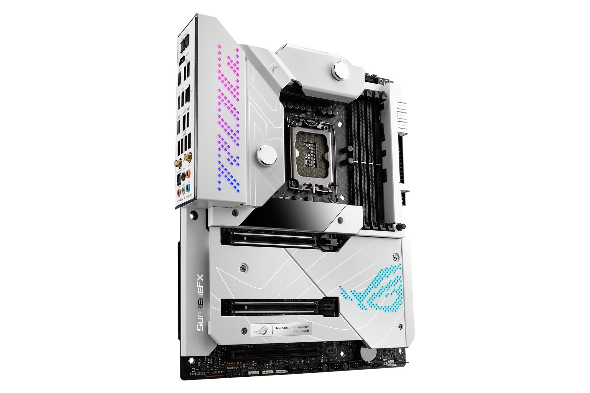 نمای چپ مادربرد ایسوس ASUS ROG MAXIMUS Z690 FORMULA