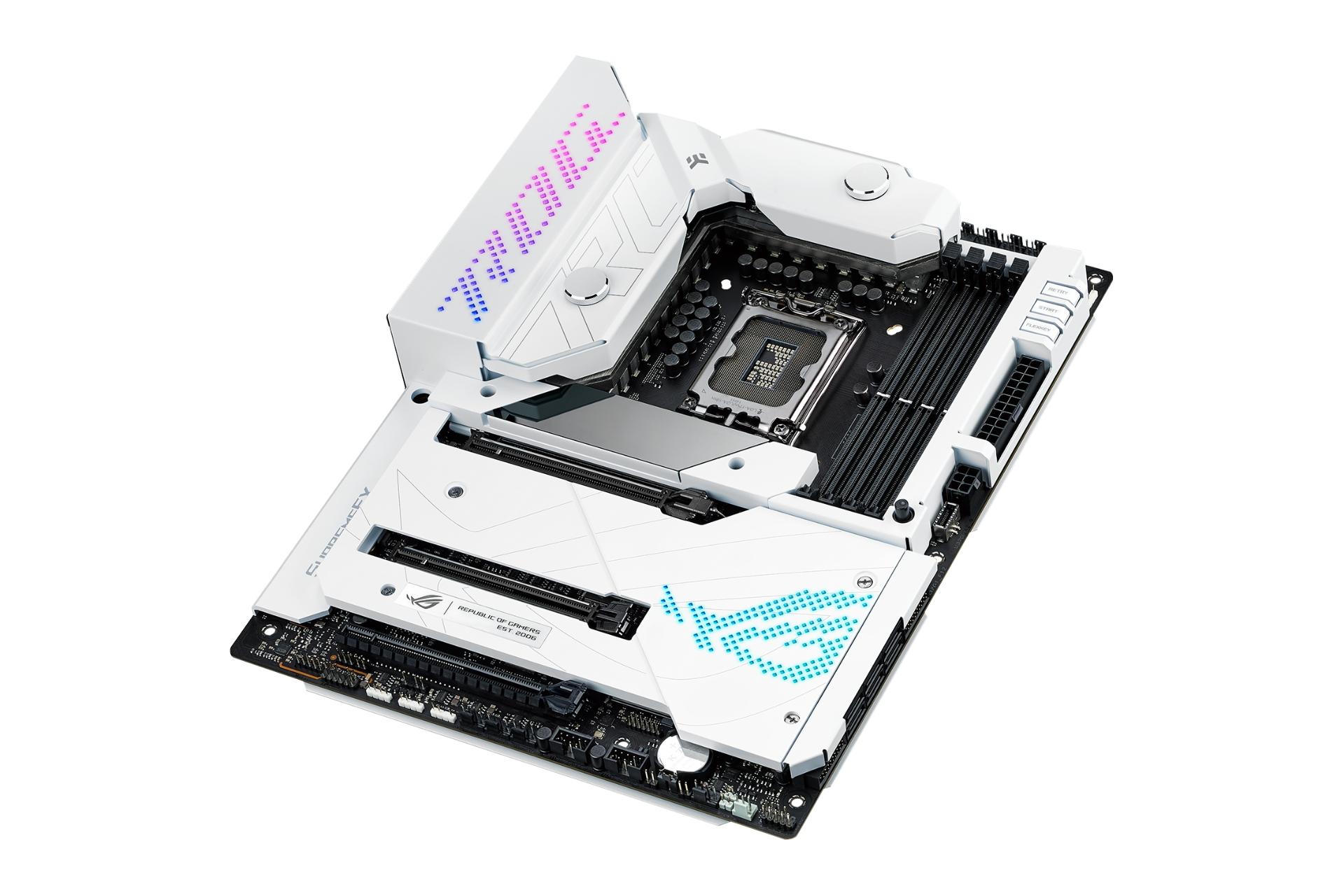 نمای راست مادربرد ایسوس ASUS ROG MAXIMUS Z690 FORMULA