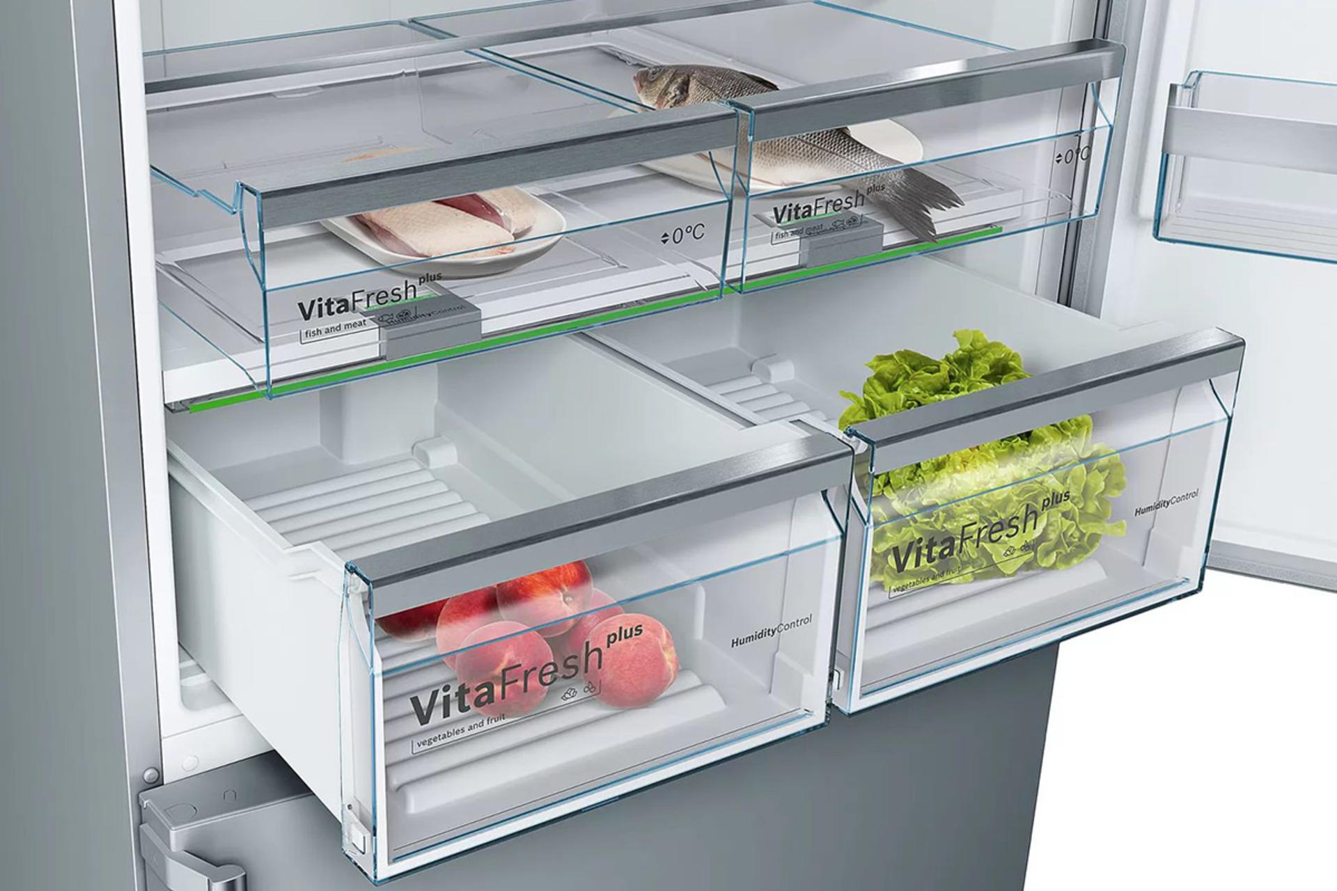 محفظه های داخلی یخچال فریزر بوش Bosch KGD86AI304