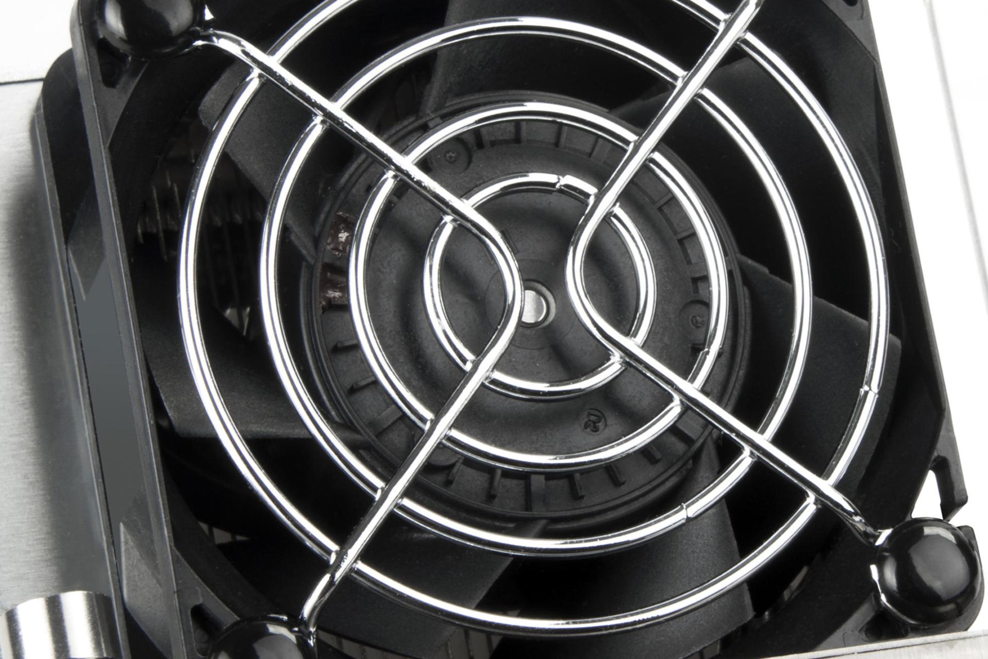 نمای فن خنک کننده پردازنده سیلور استون XE02-3647S از پشت