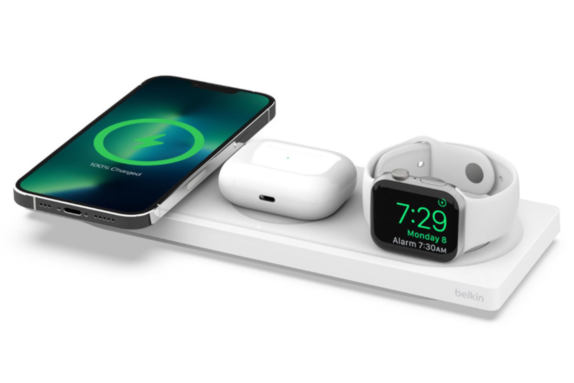 شارژ همزمان 3 دستگاه توسط شارژر بلکین Boost Charge Pro سه در یک