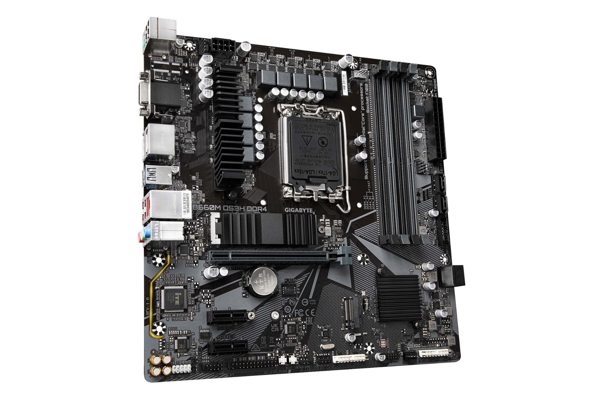 نمای چپ مادربرد گیگابایت GIGABYTE B660 DS3H DDR4 (rev. 1.0/1.1)