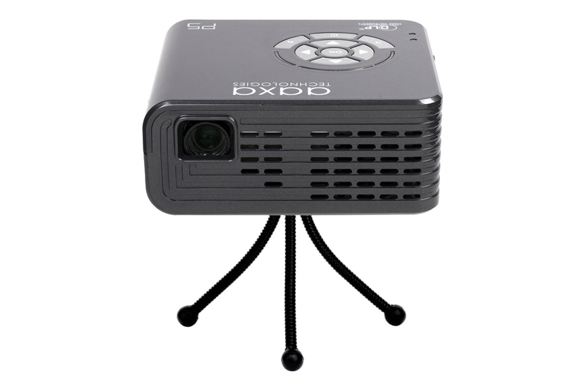 ویدیو پروژکتور اکسا AAXA P5 روی سه پایه