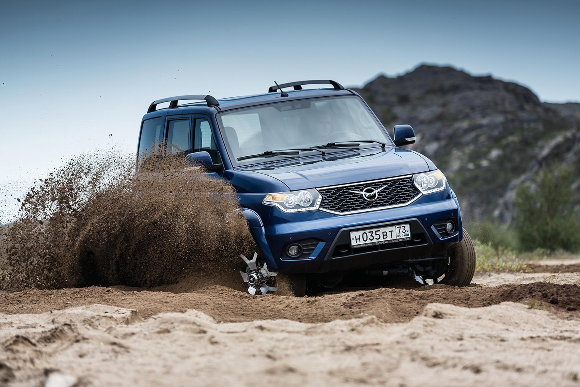 رانندگی آفرود با یواز پاتریوت UAZ Patriot