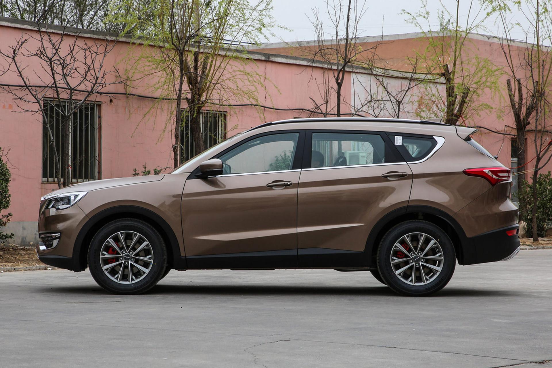 نمای جانبی  چری جتور Chery Jetour X70S