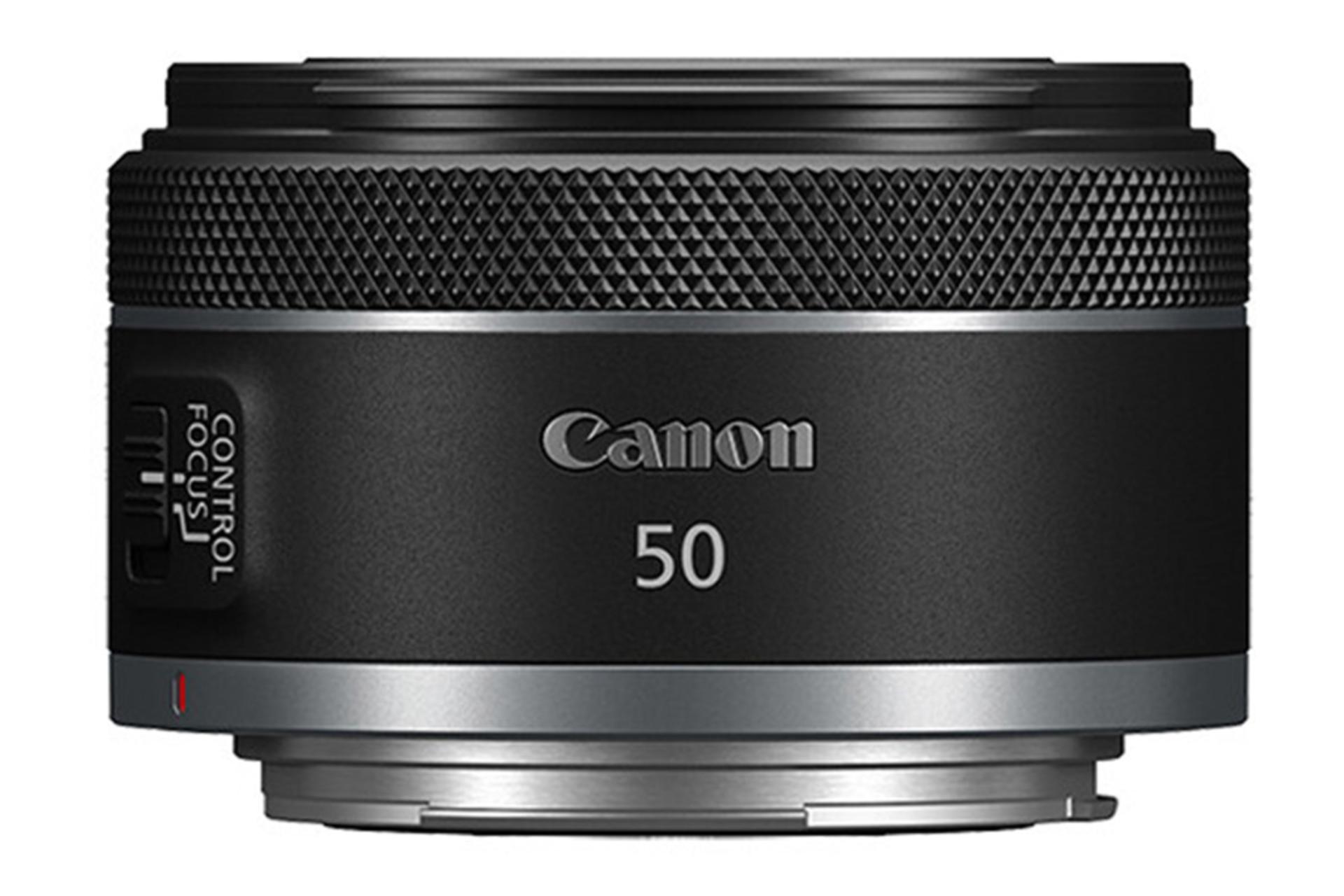 لنز کانن RF 50mm F1.8 STM در حالت ایستاده