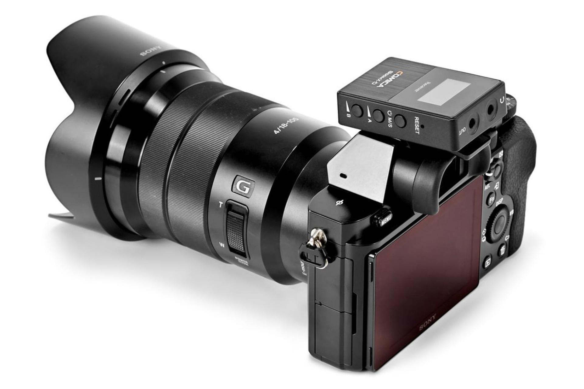 نمای گیرنده میکروفون کامیکا BoomX-D D2 بر روی دوربین