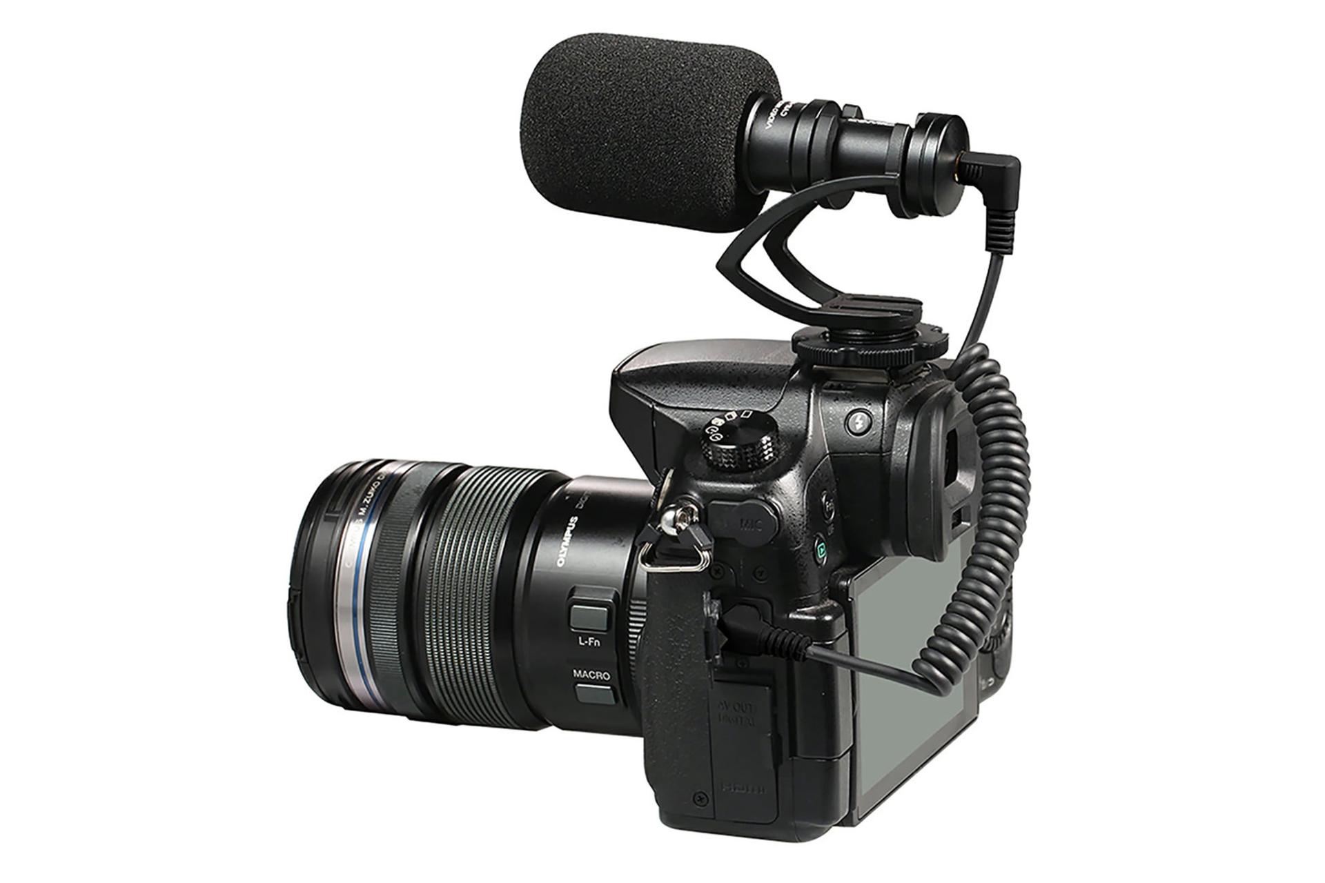 نمای میکروفون کامیکا CVM-VM10II بر روی دوربین