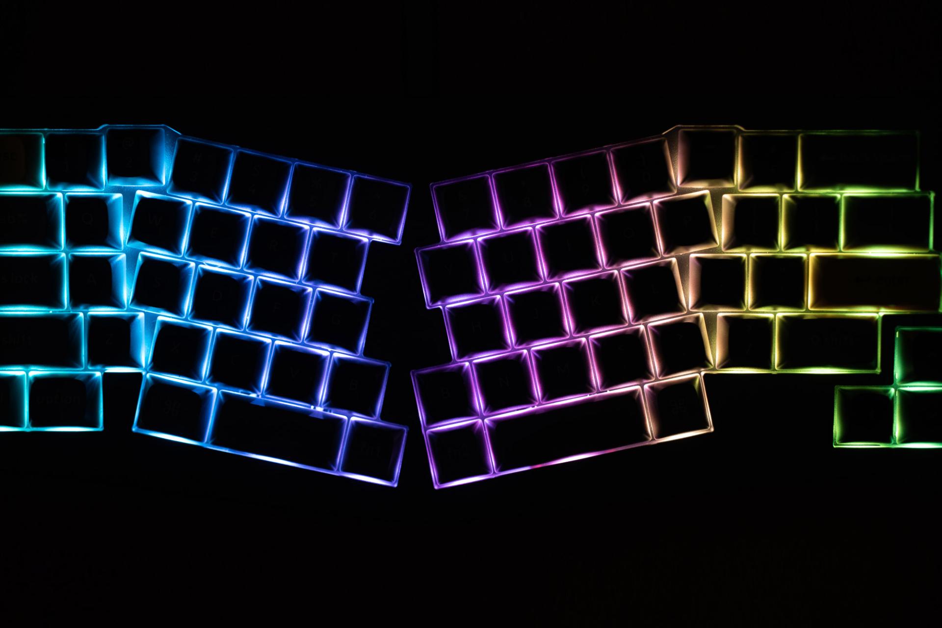 نورپردازی کیبورد کی کرون Keychron Q8